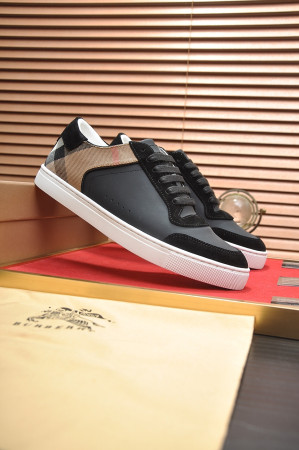 ua B**rry sneakers