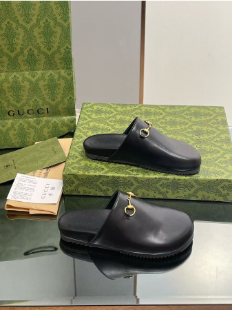 ua G*u*i slippers