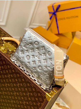 LV COUSSIN PM M57913