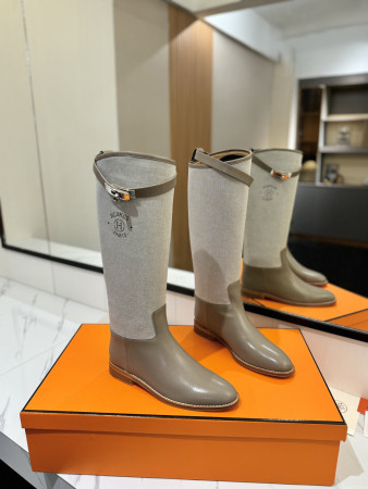 ua H**me5 jumping boots