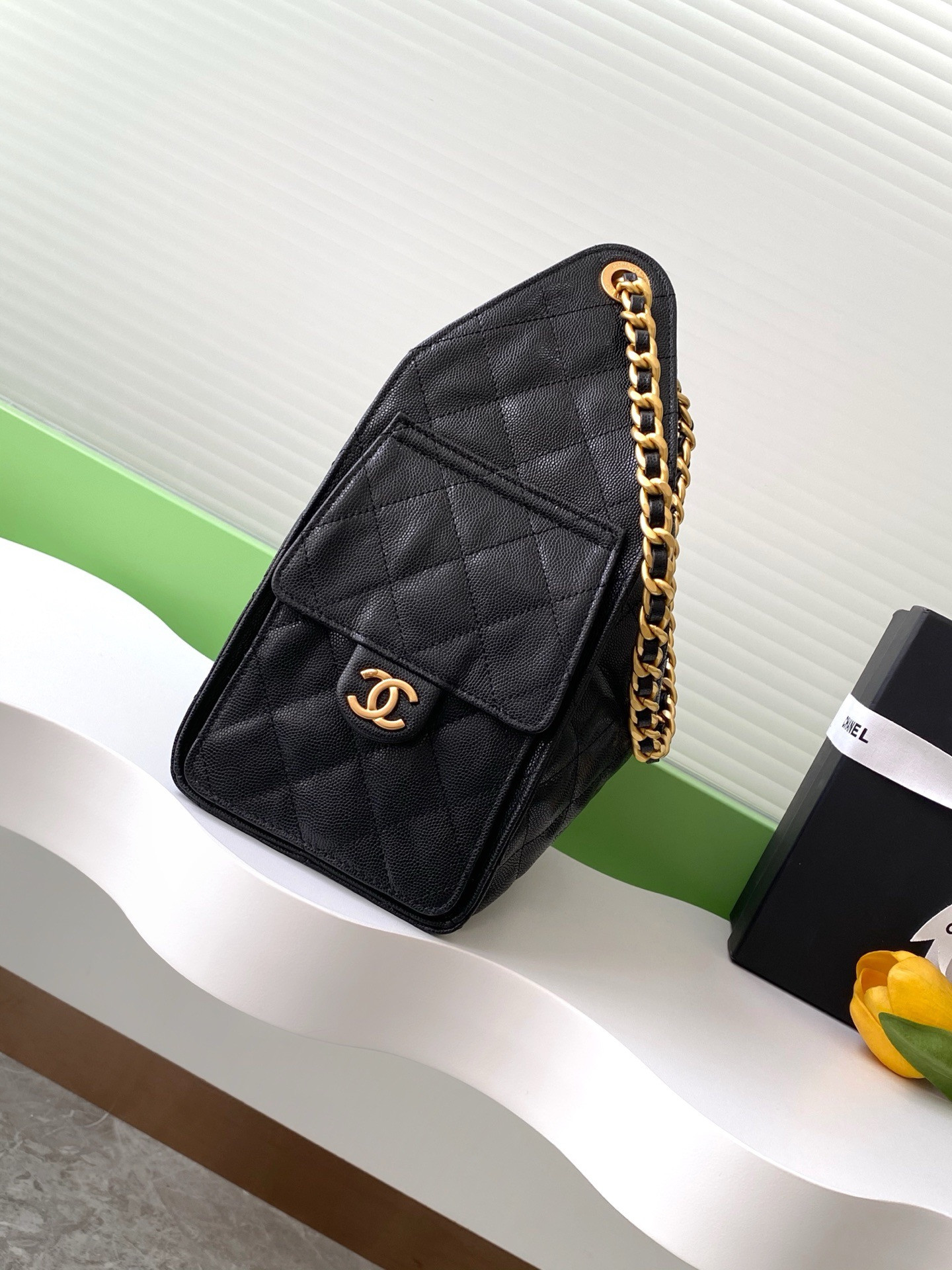 Ch*el 25c bucket bag 30x26x14cm