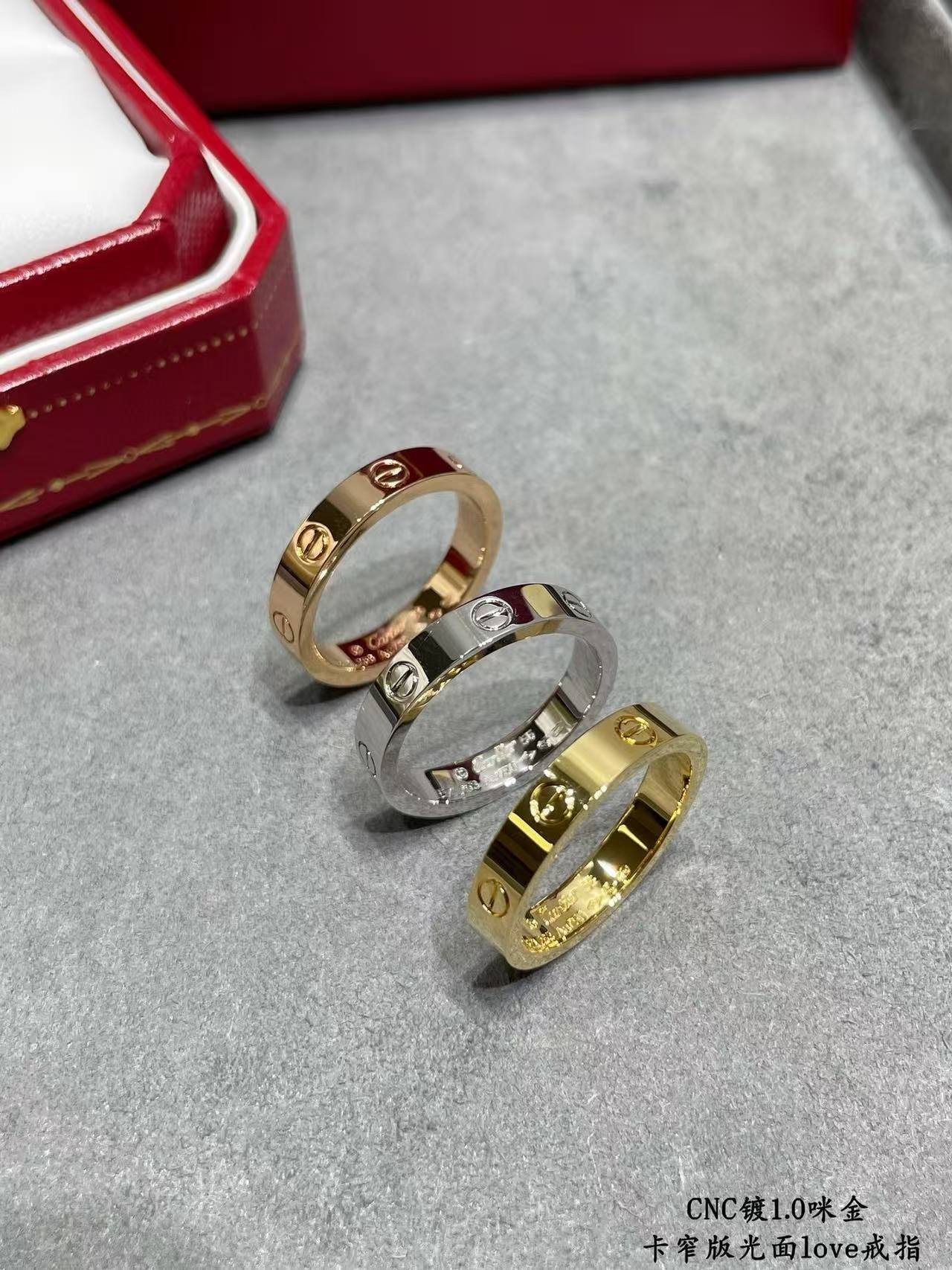 Ca*t*er narrow version love ring