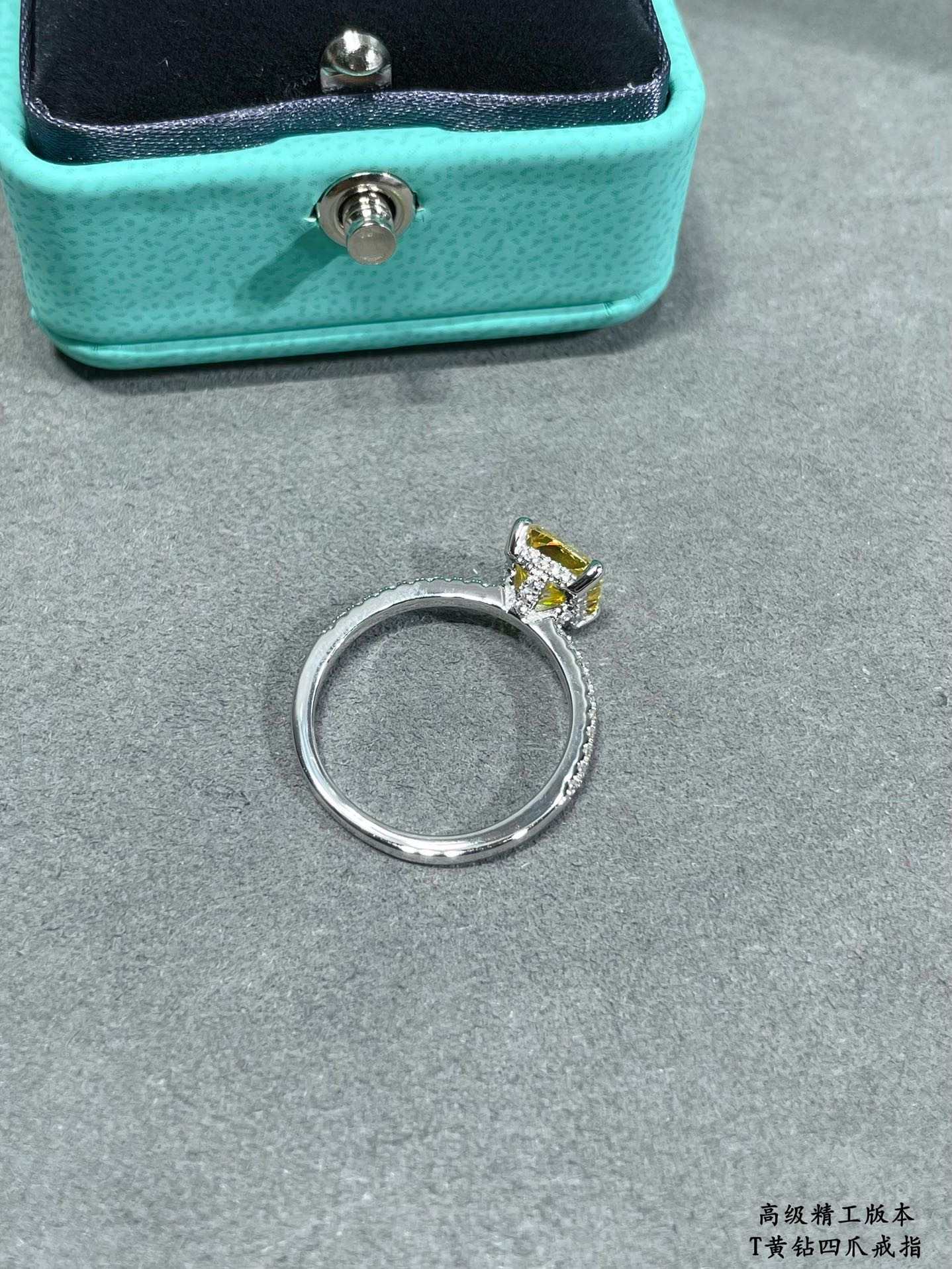 t*f*ny & co. four-prong yellow Di*m*nd solitaire ring ag925