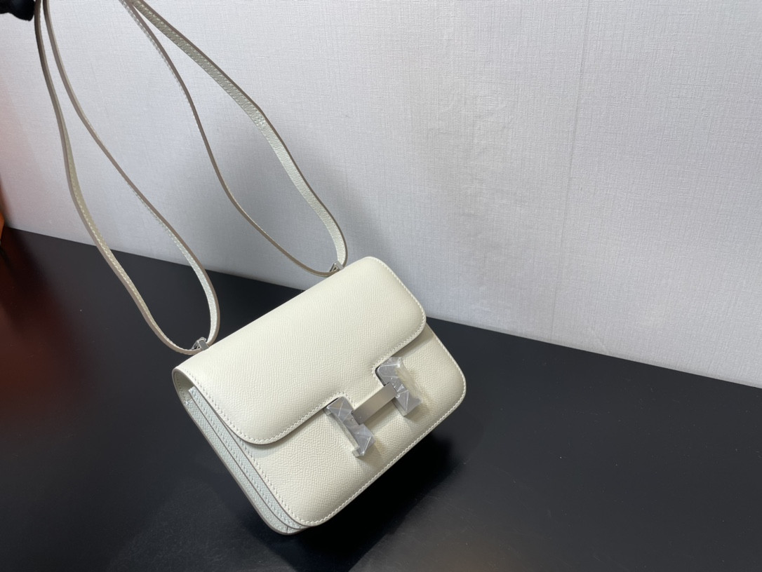 H**mes constance 24 white epsom leather silver hardware 9.4"x5.9"x3"