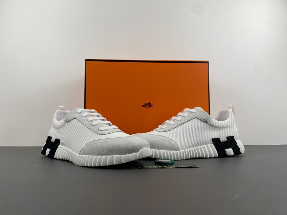 ua H**me5 bouncing sneaker