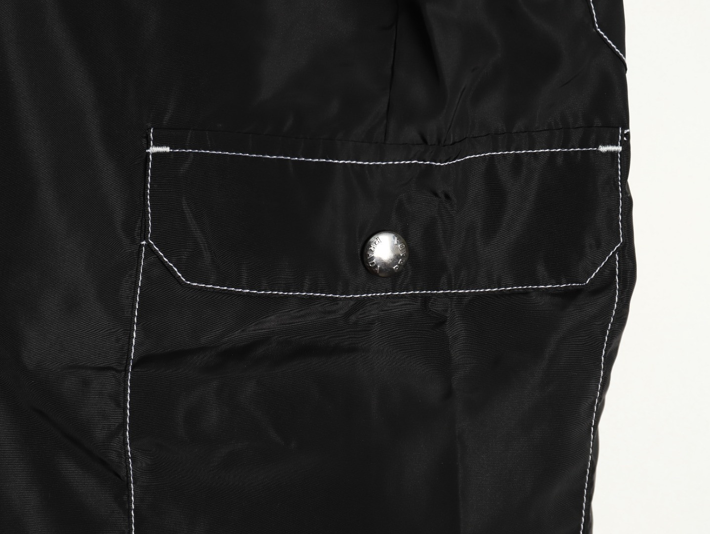 Pra*a 23ss shorts