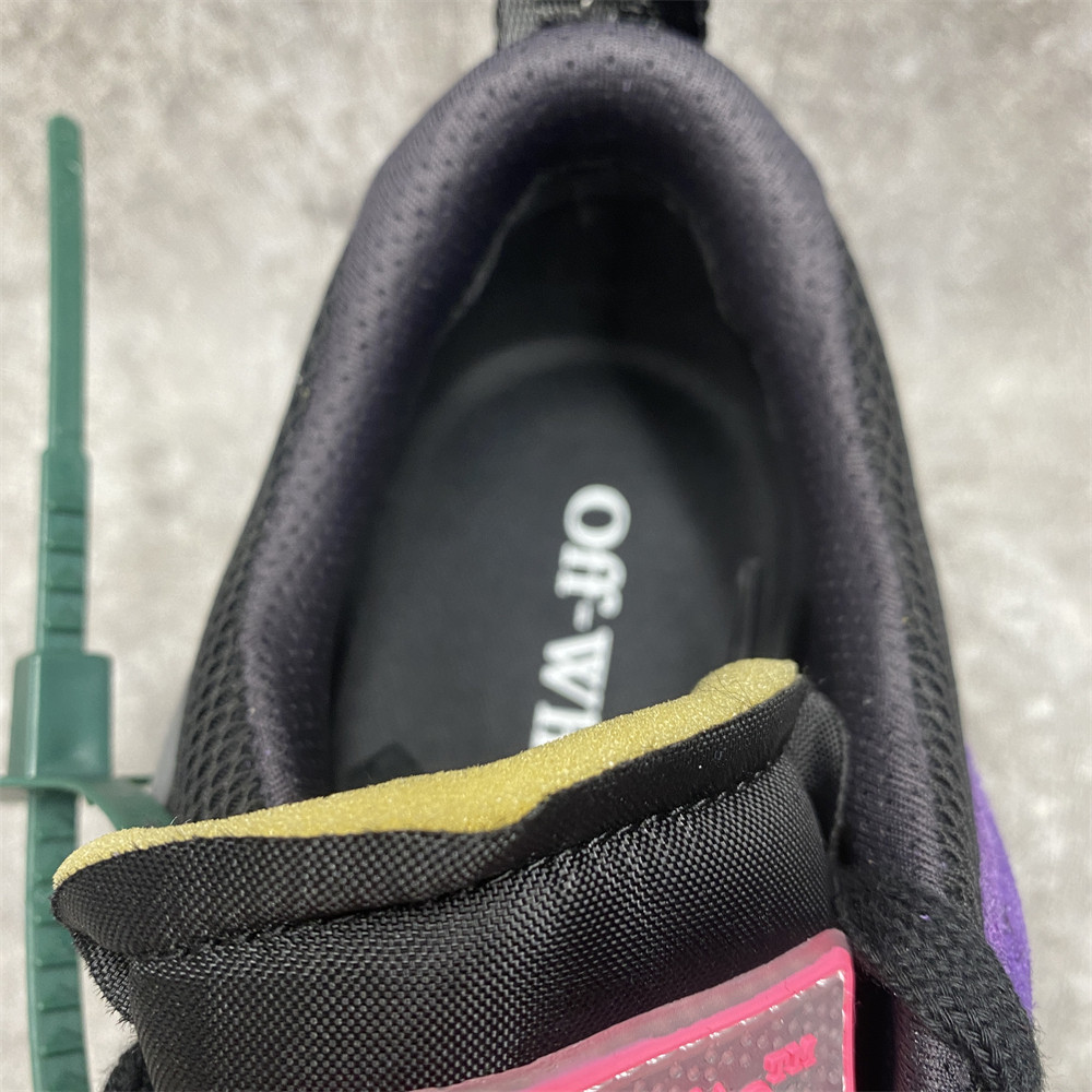OFF-WHITE ODSY-1000 