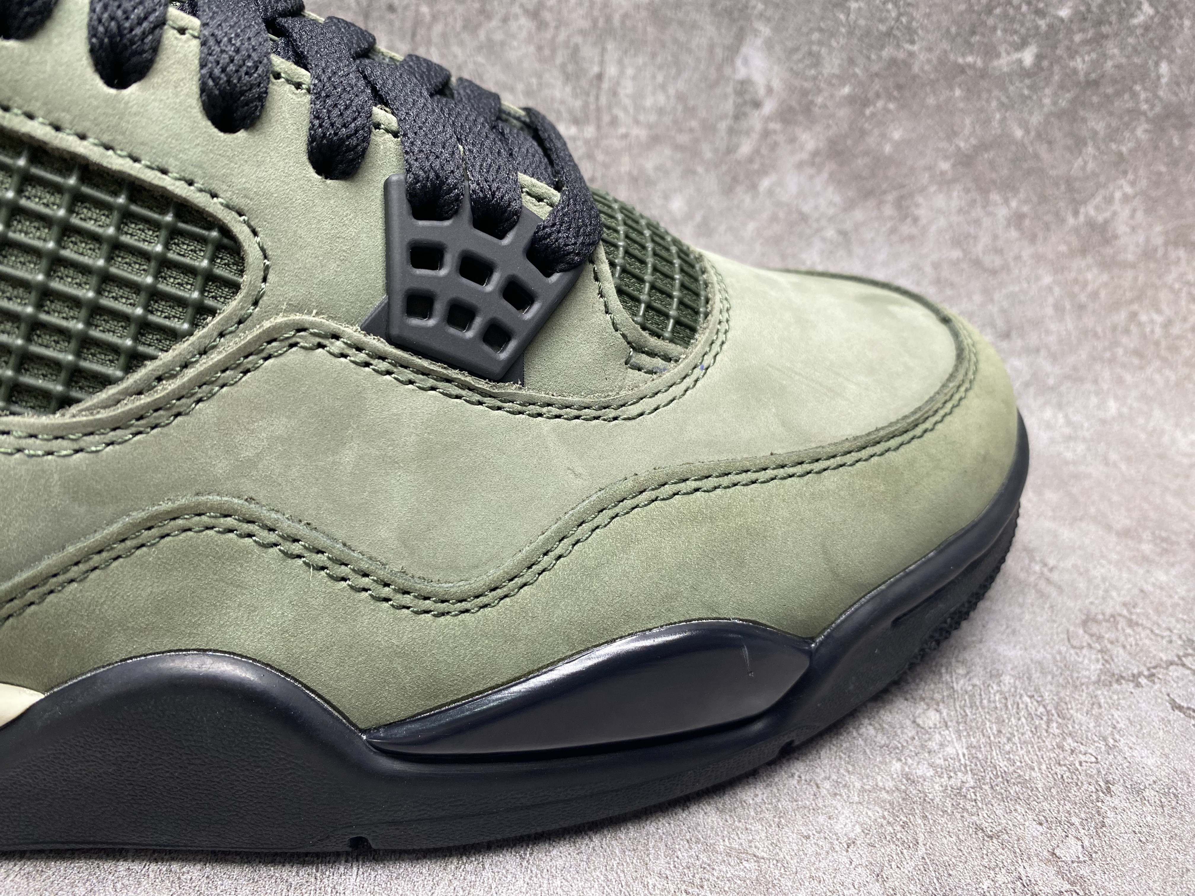 UA Jordan 4 Retro