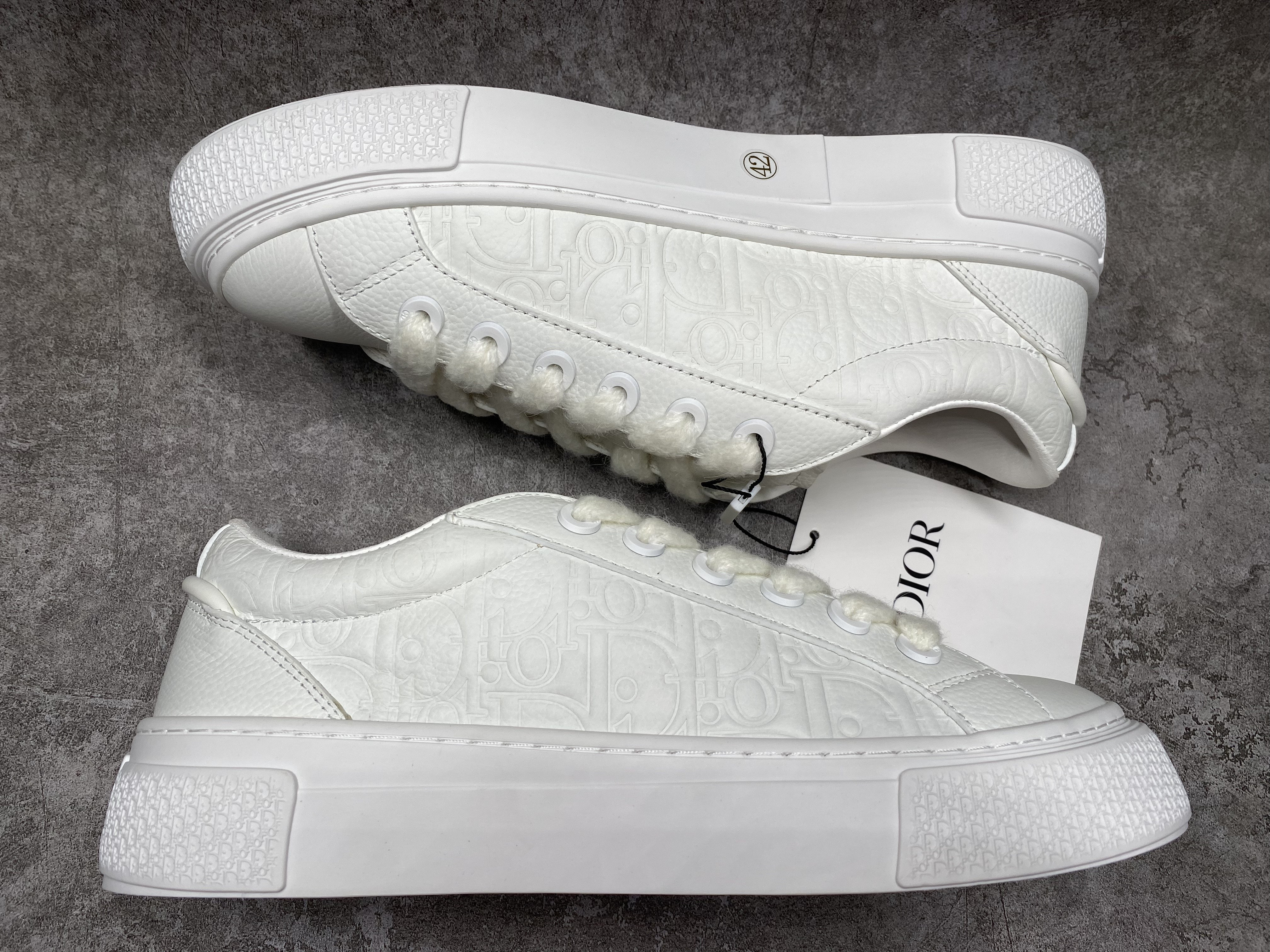 ua D*or b33 sneaker