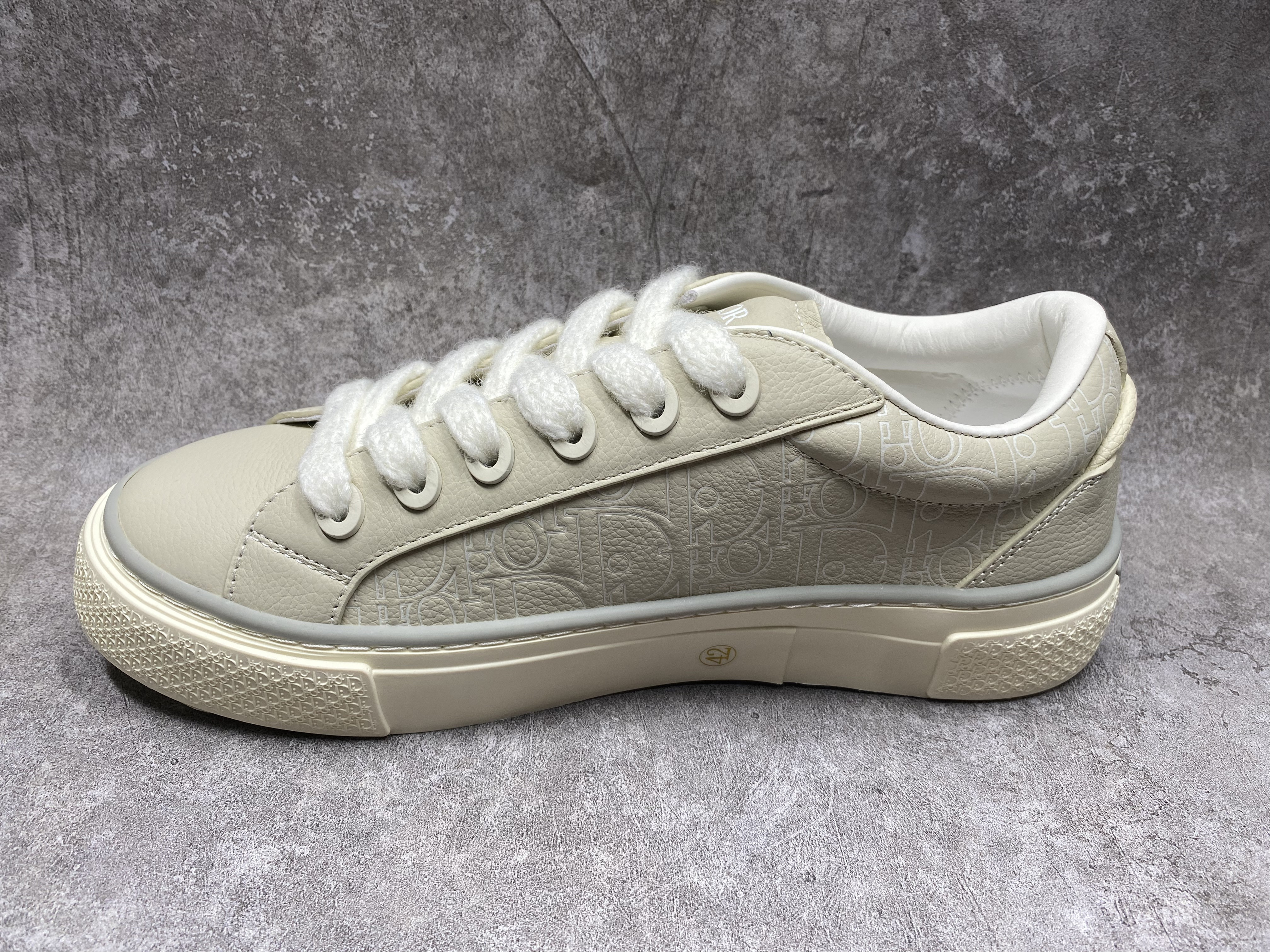 ua D*or b33 sneaker