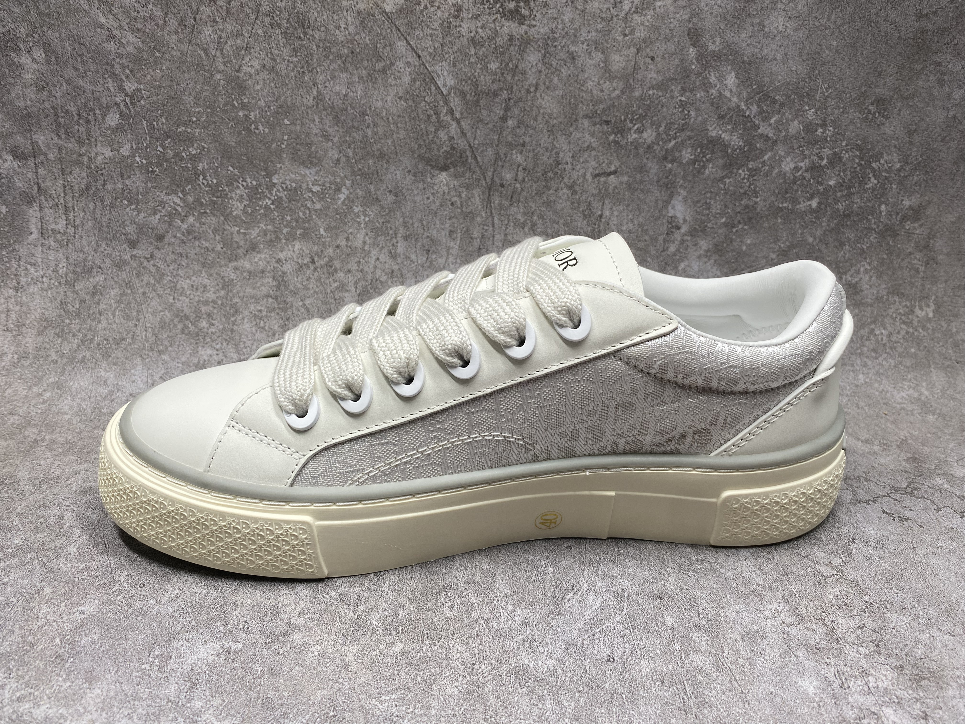 ua D*or b33 sneaker
