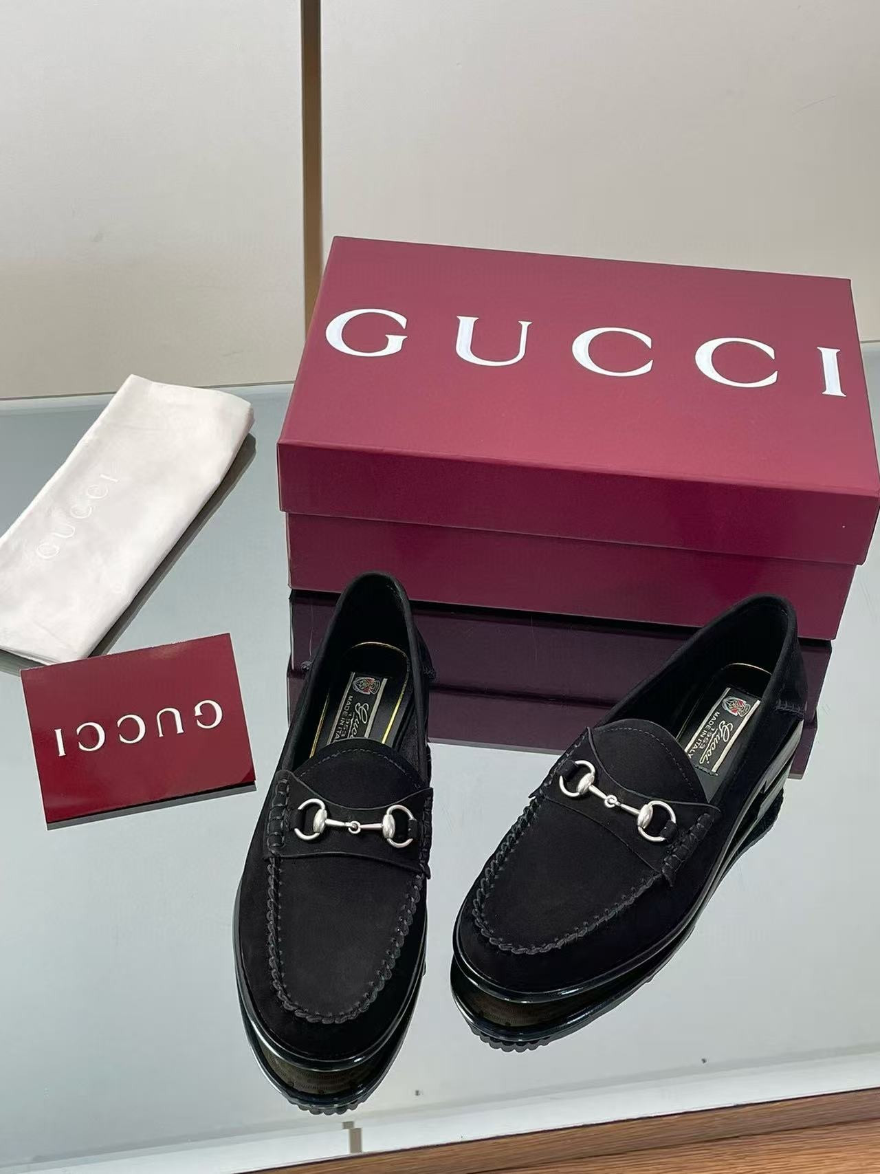 ua G*u*i gigi loafer
