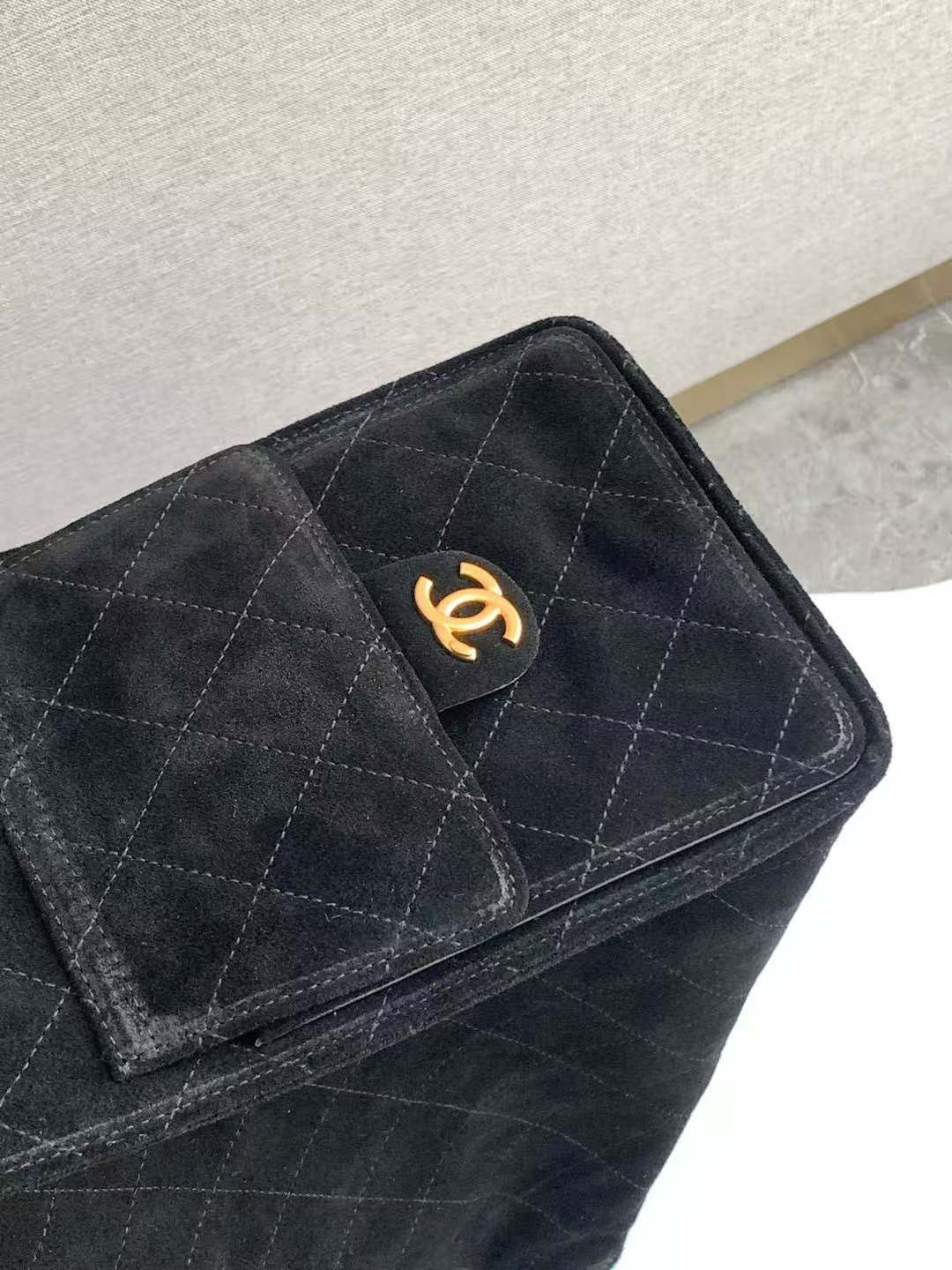 Ch*el 25c bucket bag 40x30x15cm