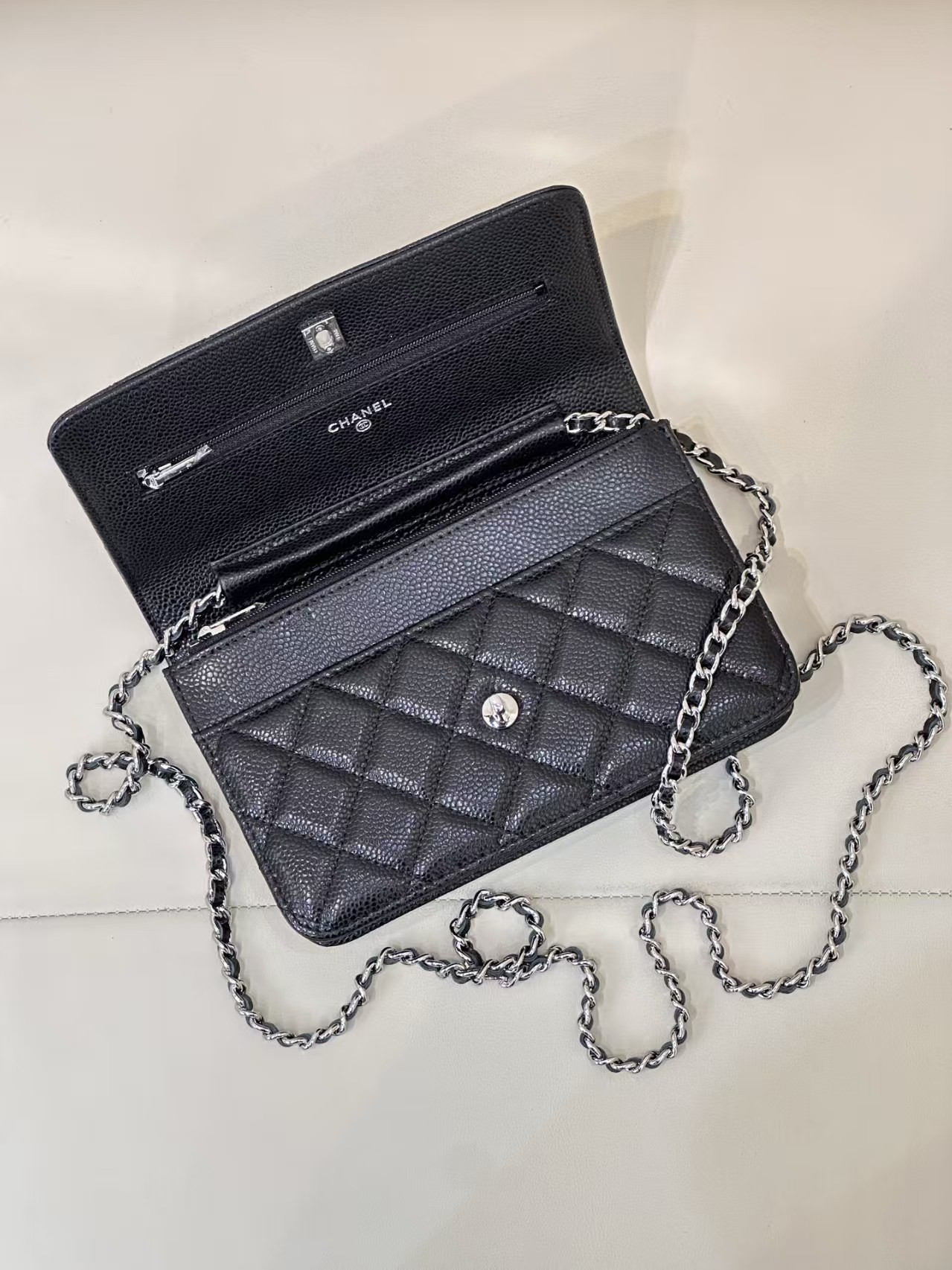 Ch*el woc classic wallet on chain 13x19cm