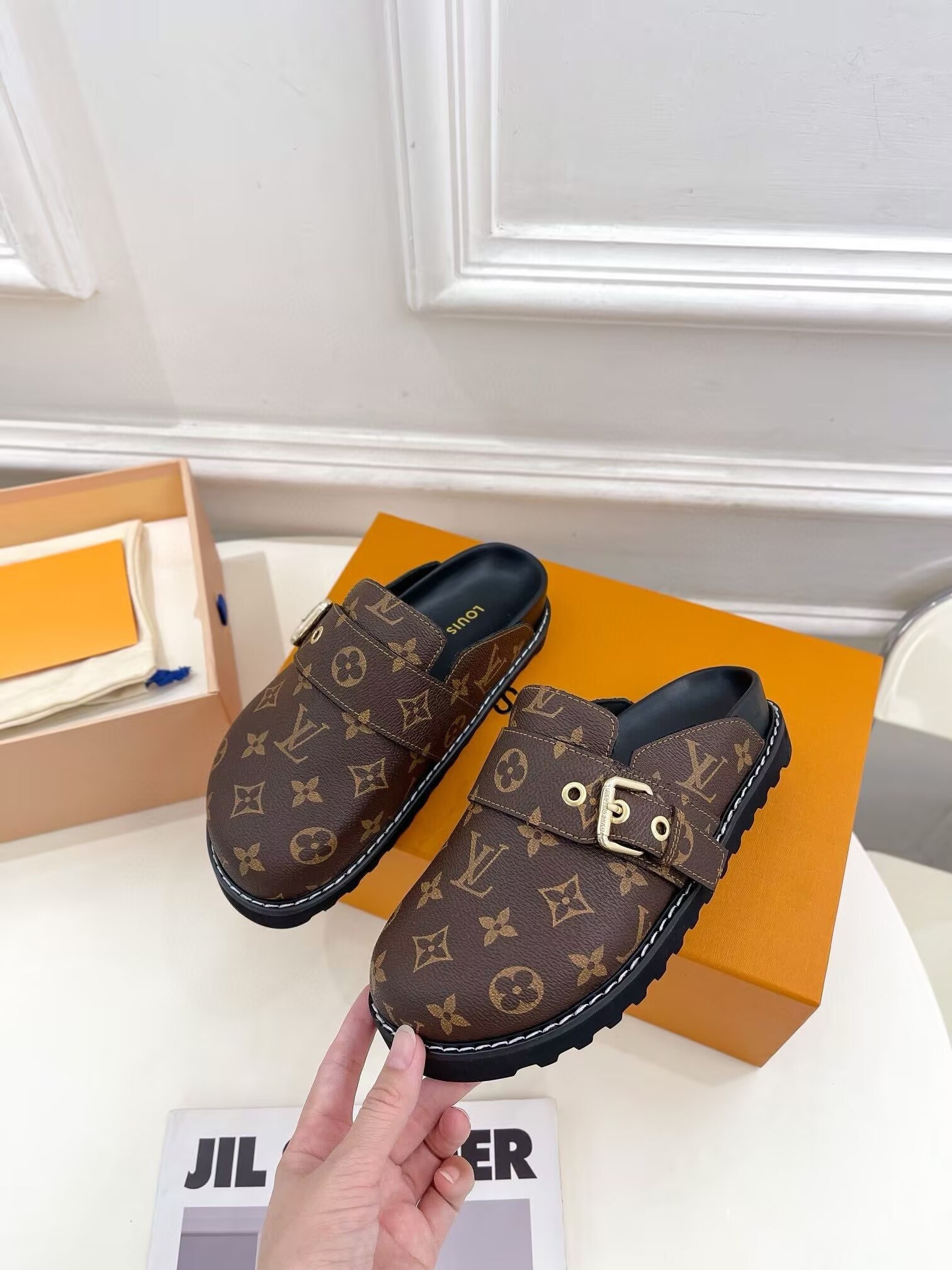 UA LV Cosy Flat Comfort Clogs