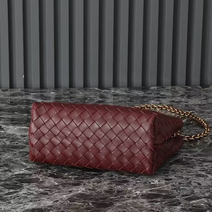 bo*te*ga Ve*ne*ta small andiamo 25x22x10.5cm