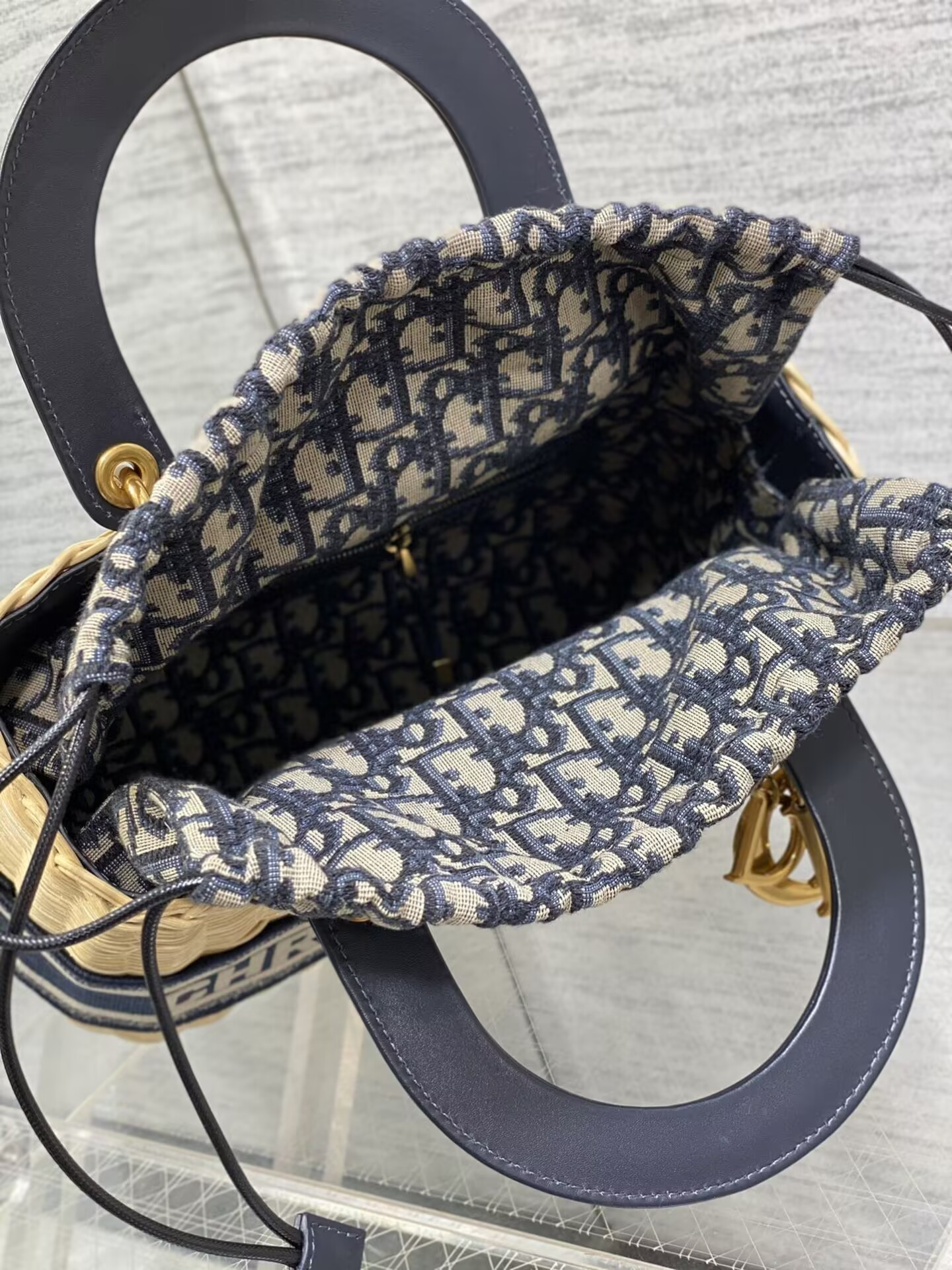 D*or medium lady D*or bag 24x21x12cm