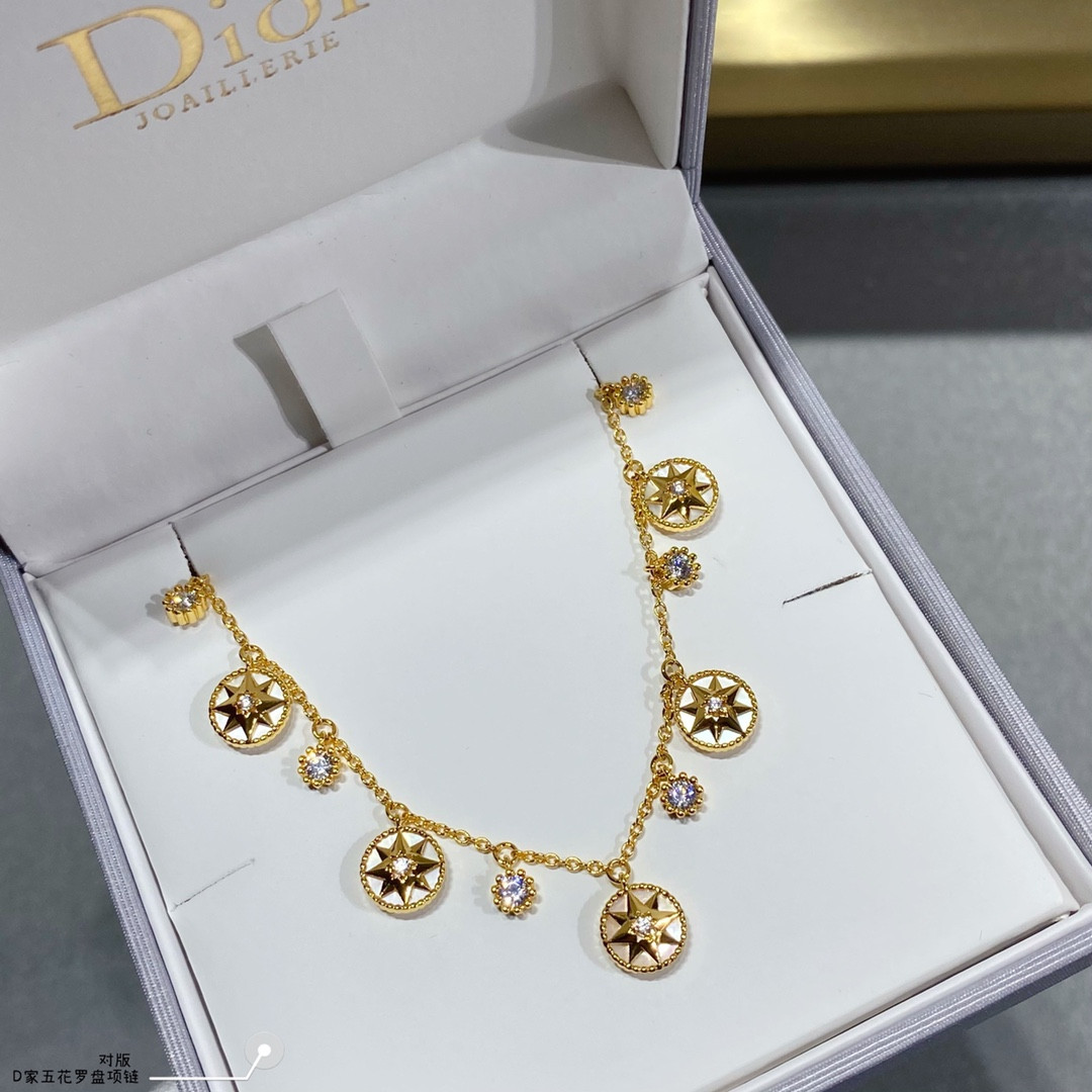 D*or compass necklace