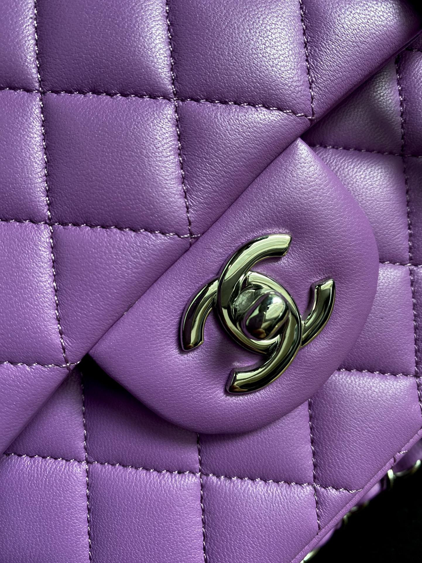 Ch*el classic flap bag 15.5x25.5x6.5cm