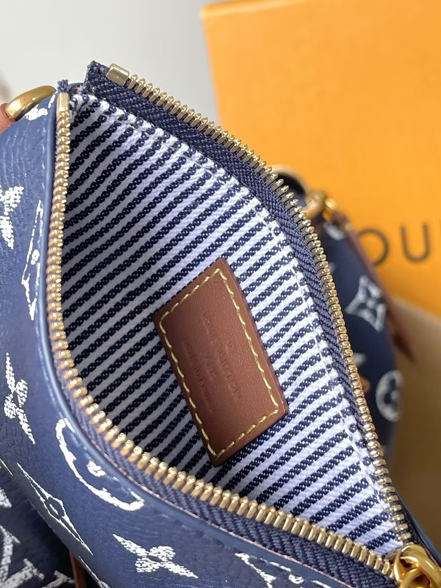 LV Speedy P9 Bandoulière 25 M15278 25x15x15cm