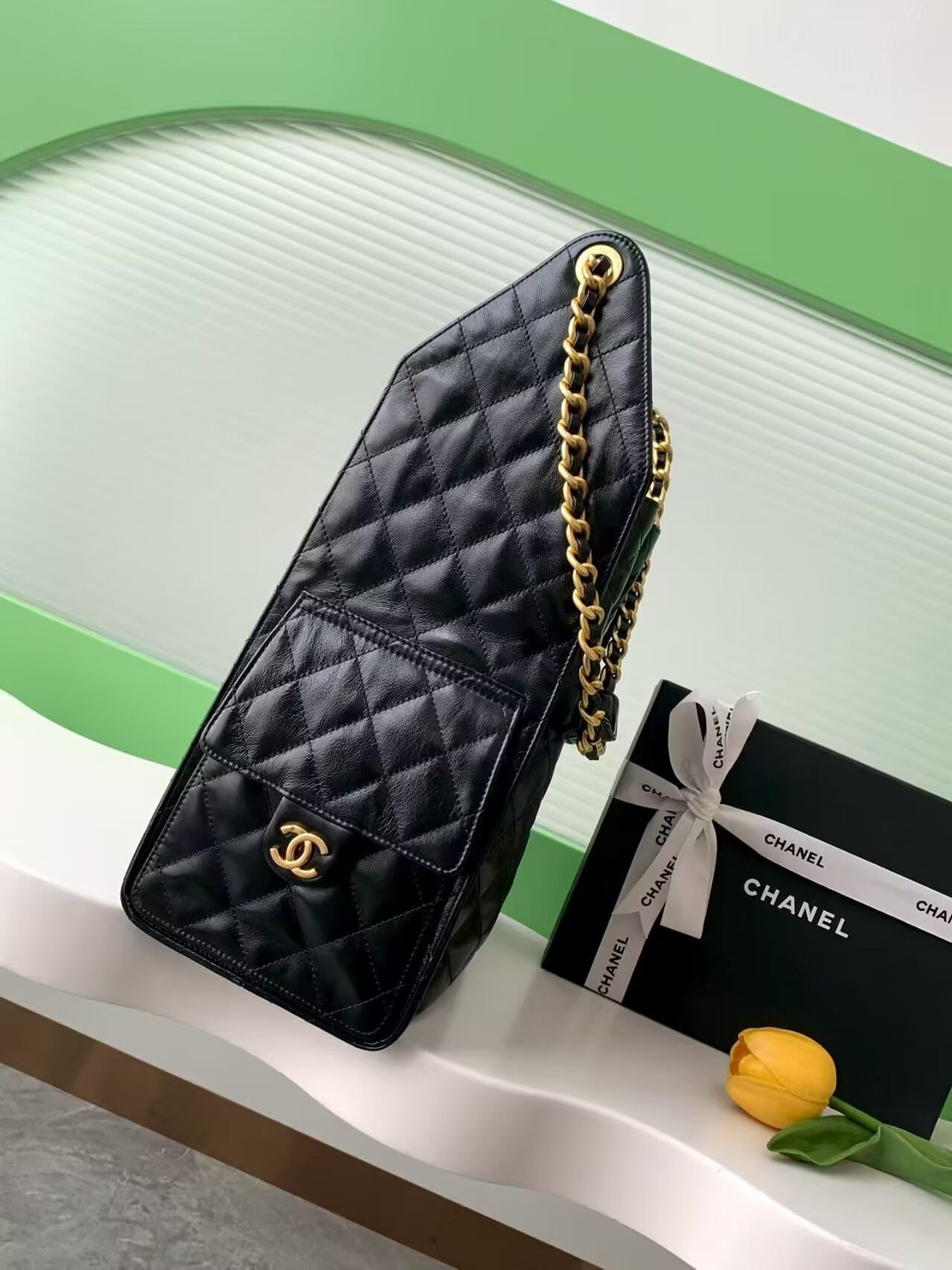 Ch*el 25c bucket bag 40x30x15cm