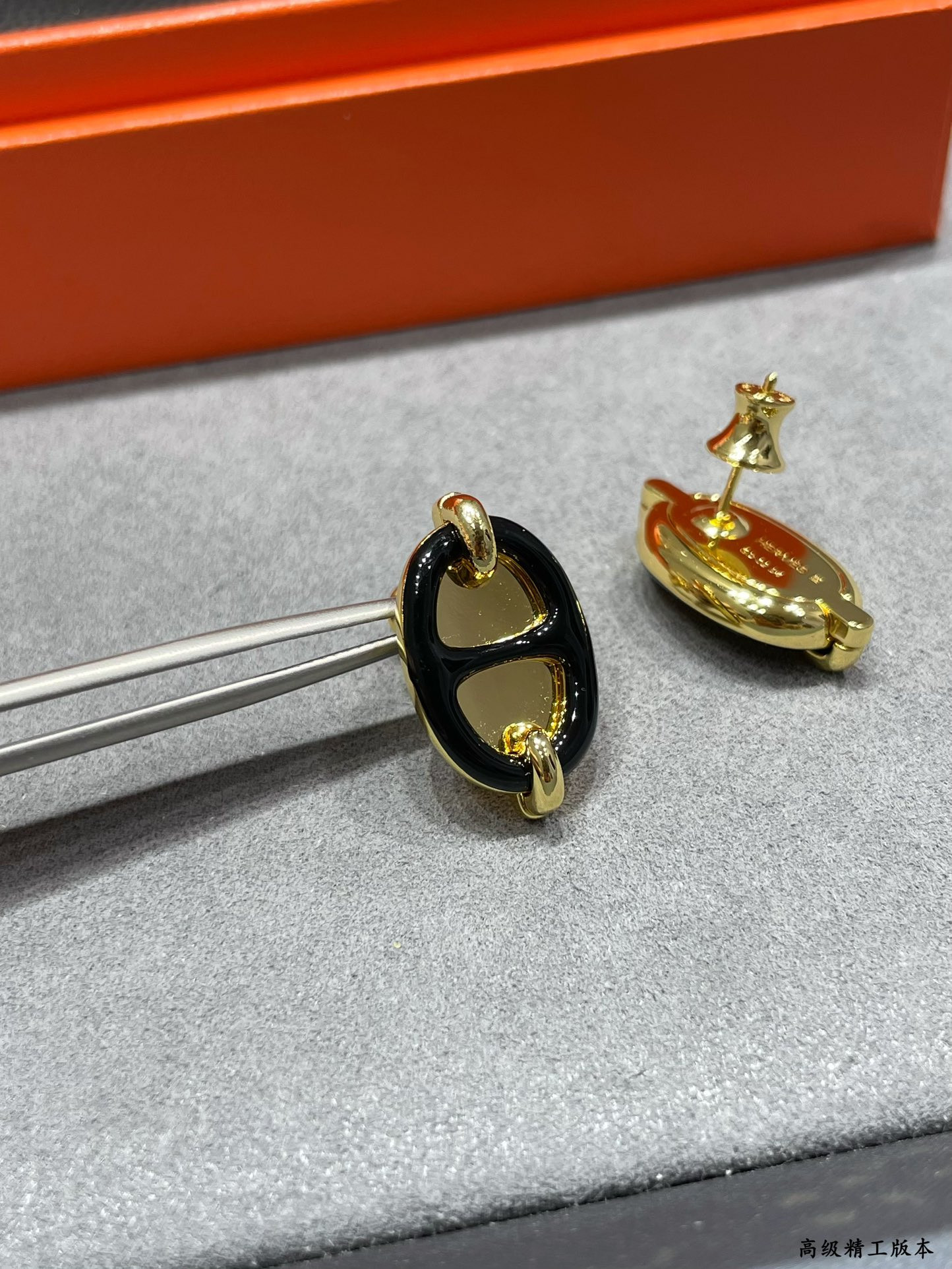 H**me5 mini maillon earrings