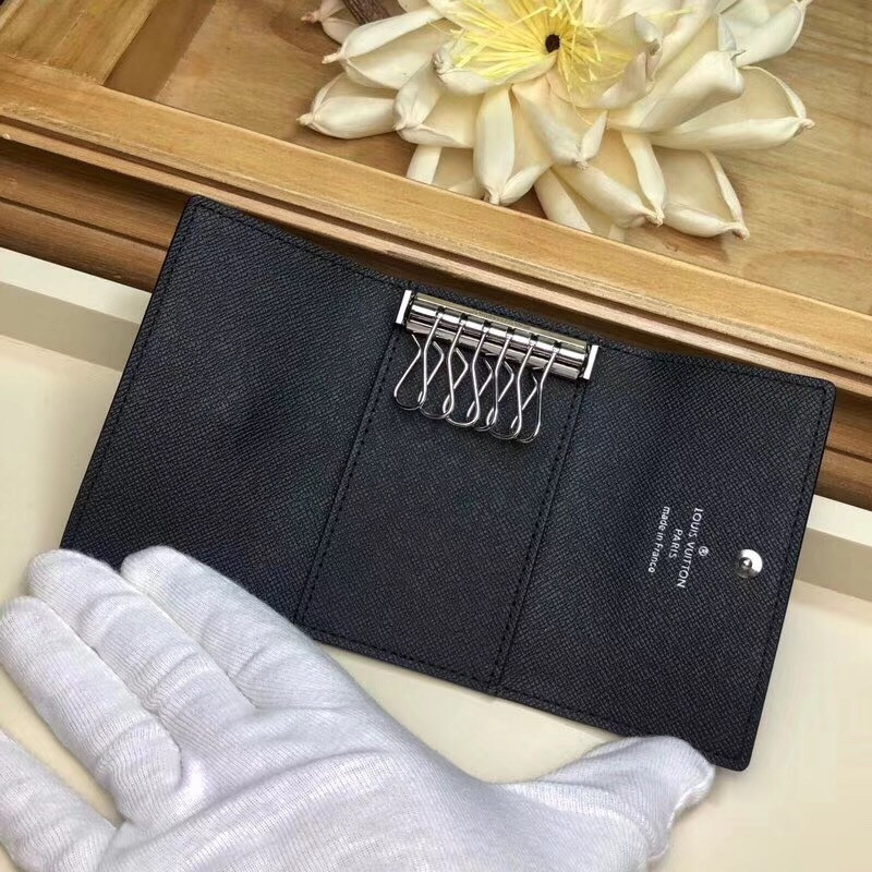 6 KEY HOLDER N62630