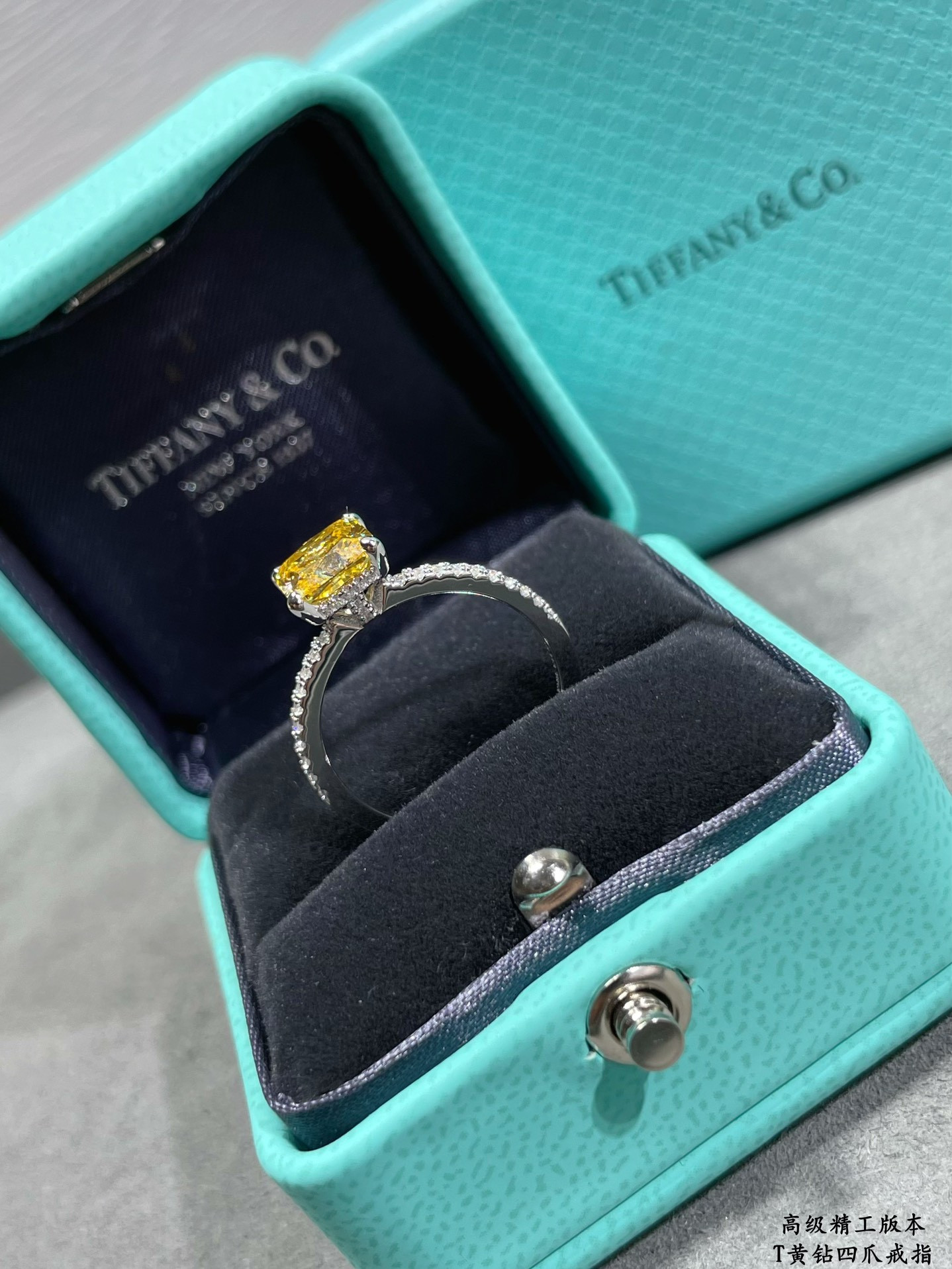 t*f*ny & co. four-prong yellow Di*m*nd solitaire ring ag925