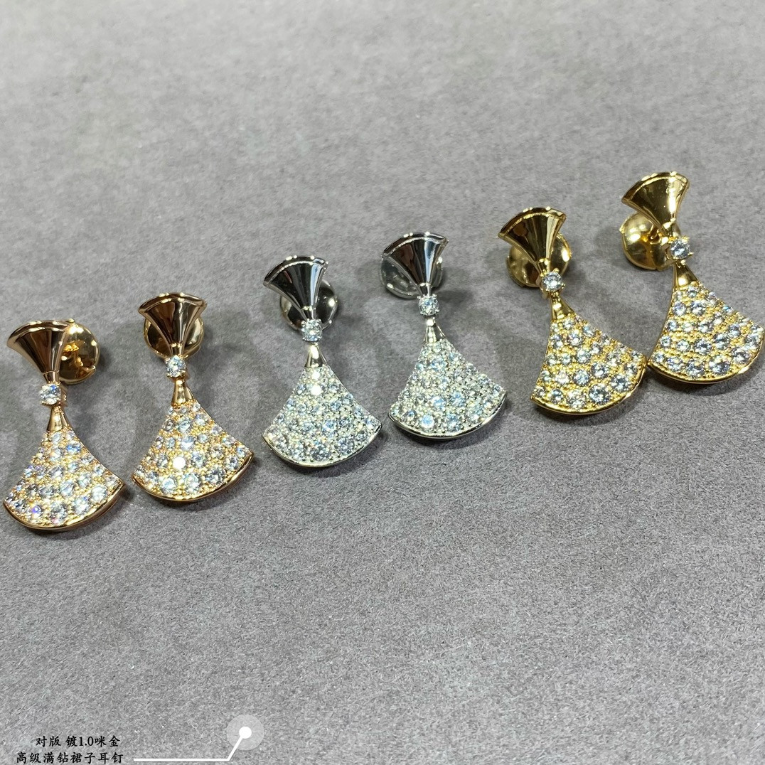 b*l*ai Di*m*nd fan-shaped skirt earrings