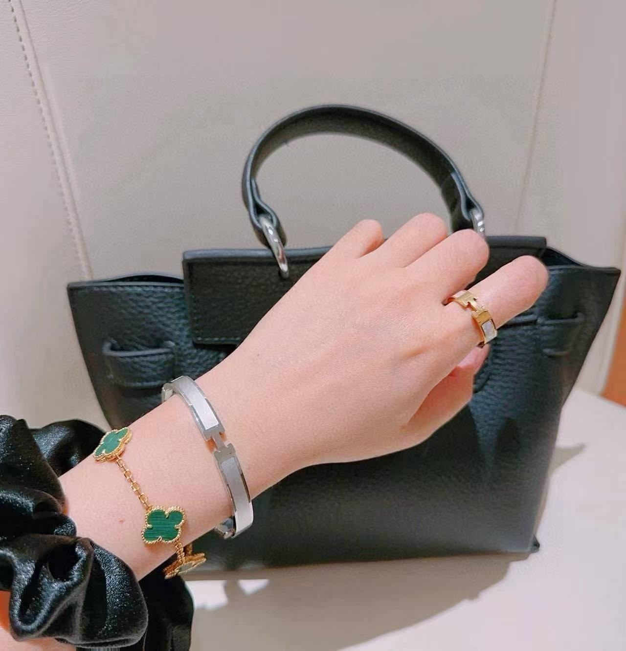 H**mes bracelet