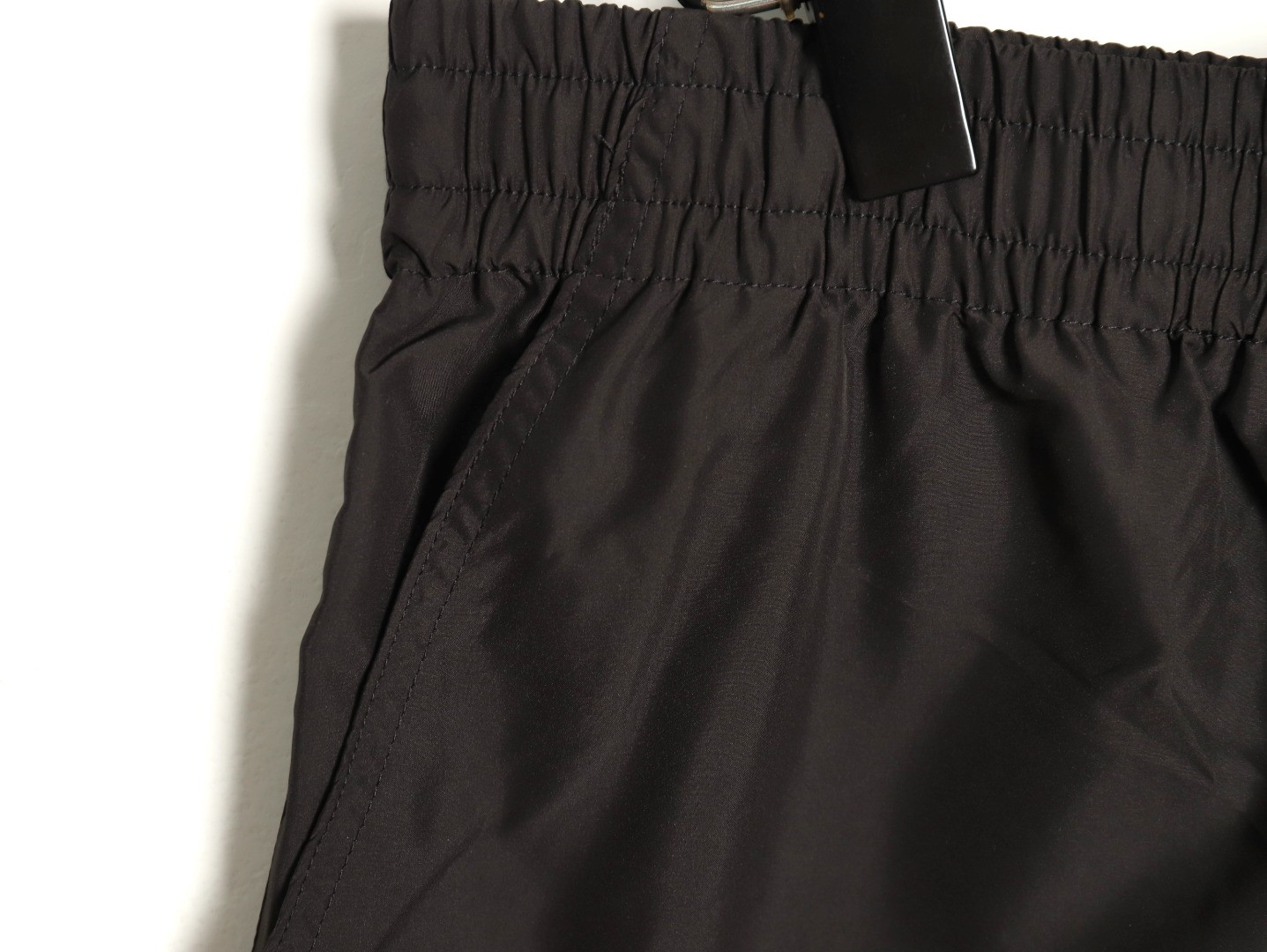 G*u*i 25ss shorts