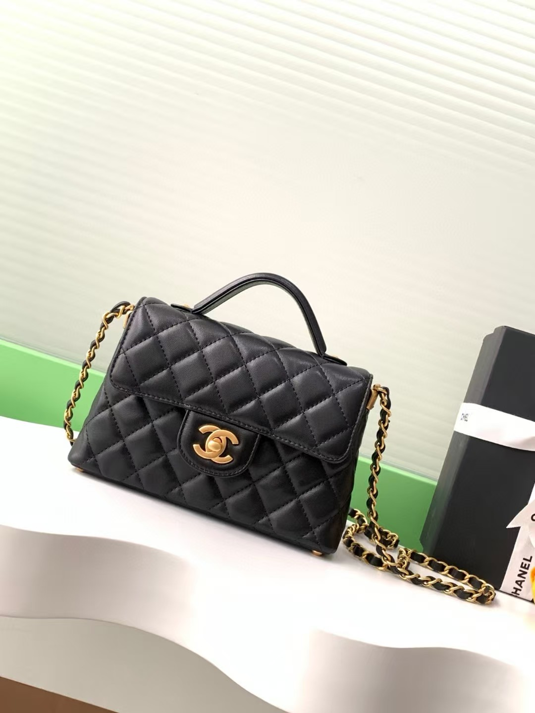 Ch*el flap handle bag 14x20x6cm