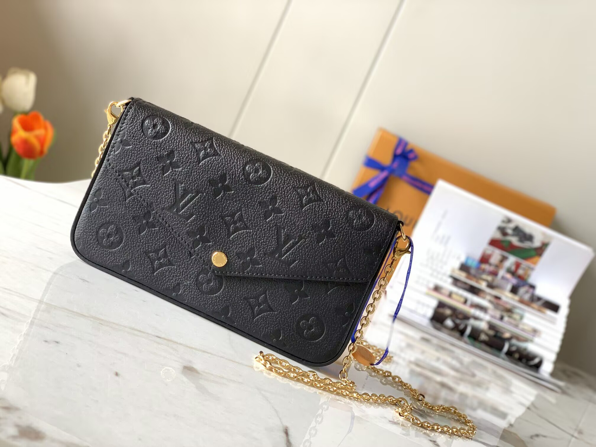 LV Pochette Félicie M82477 21x12x3cm