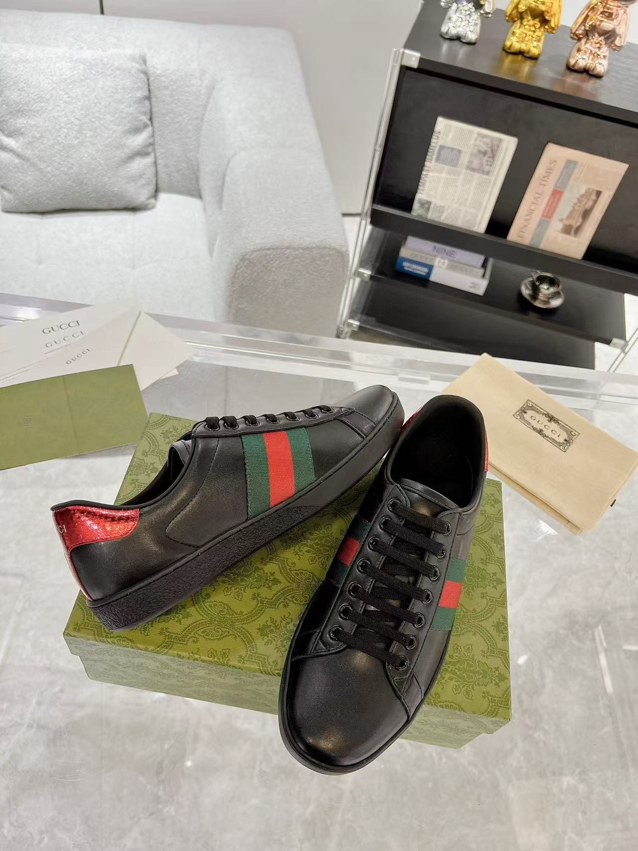 ua G*u*i ace sneaker black