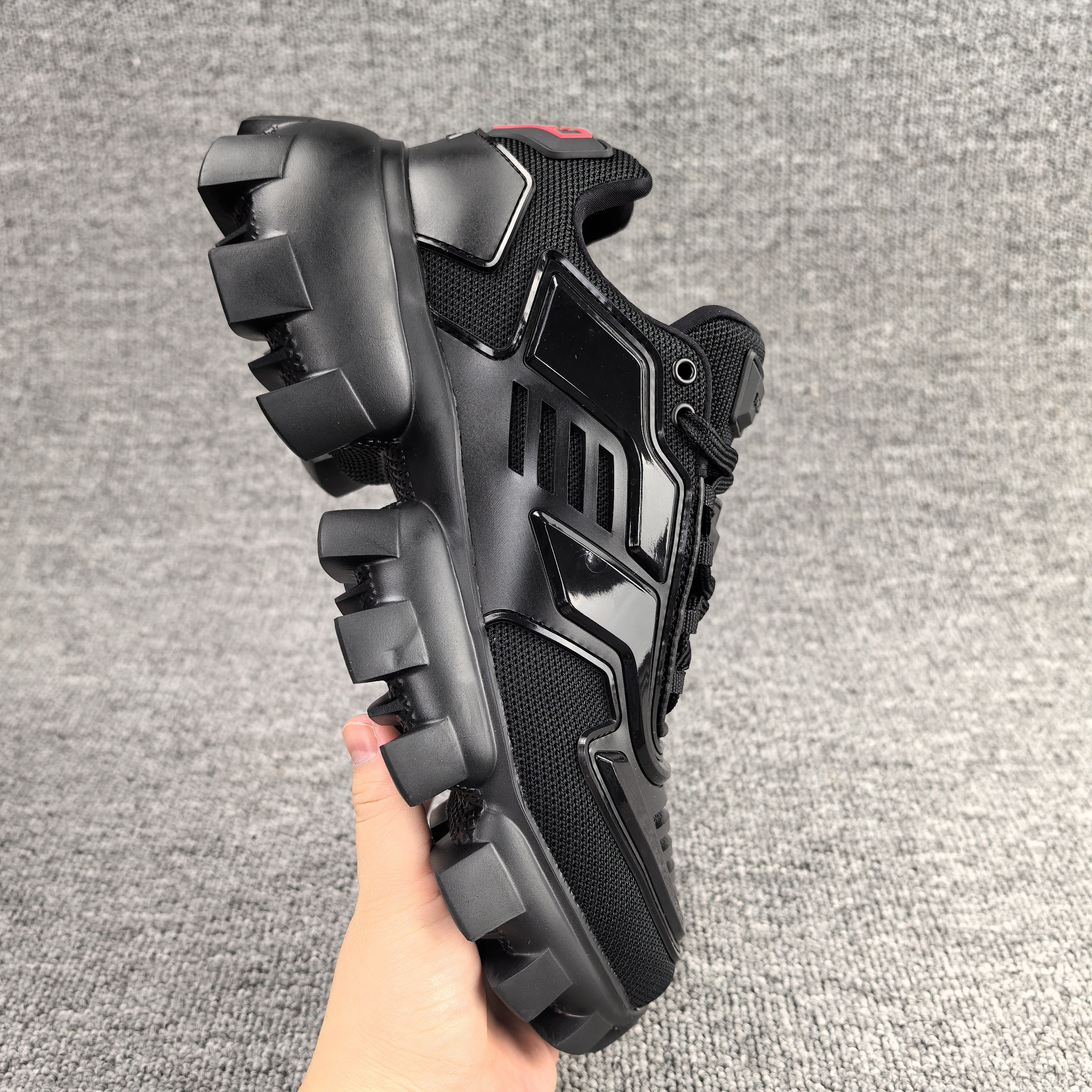 ua Pra*a sneakers