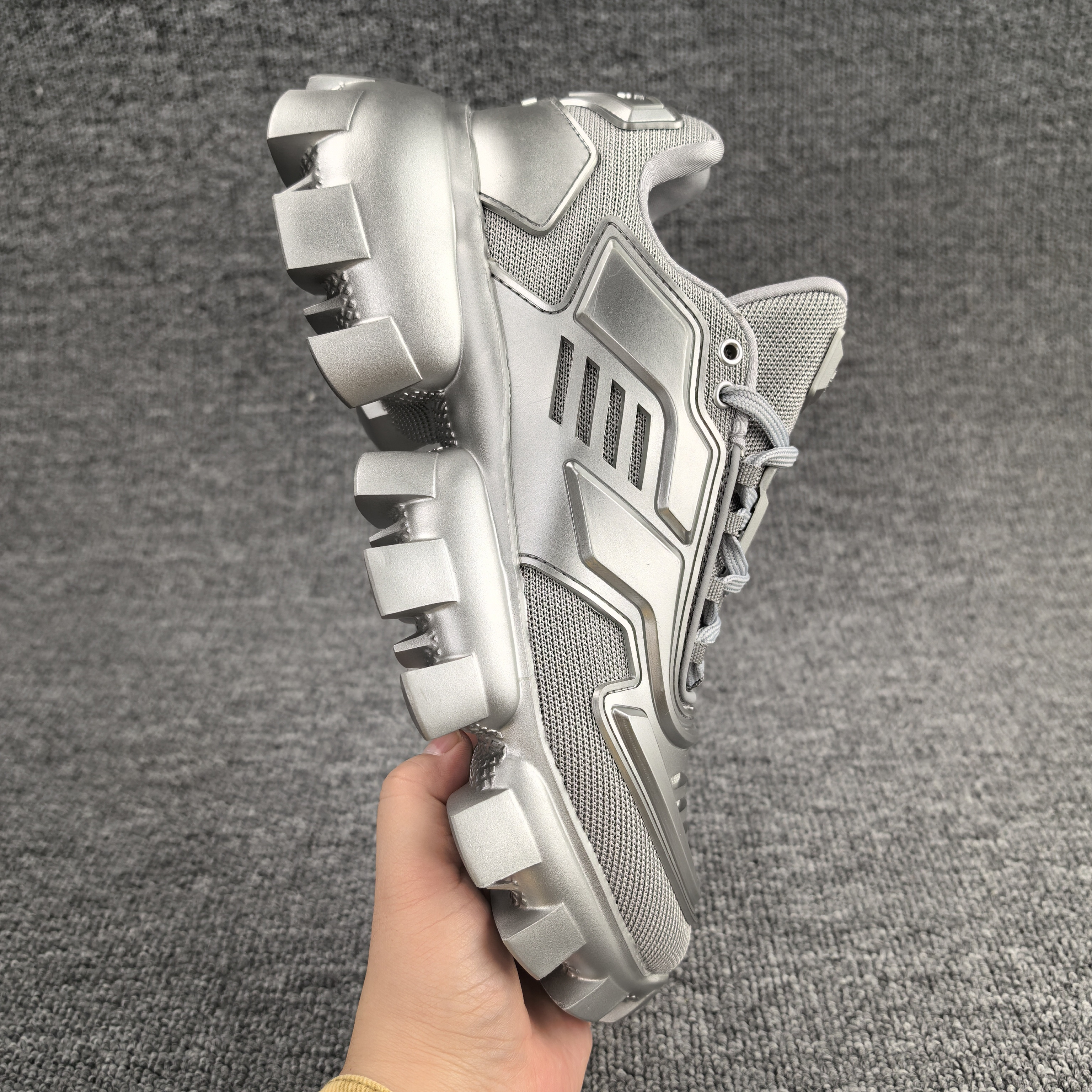 ua Pra*a sneaker