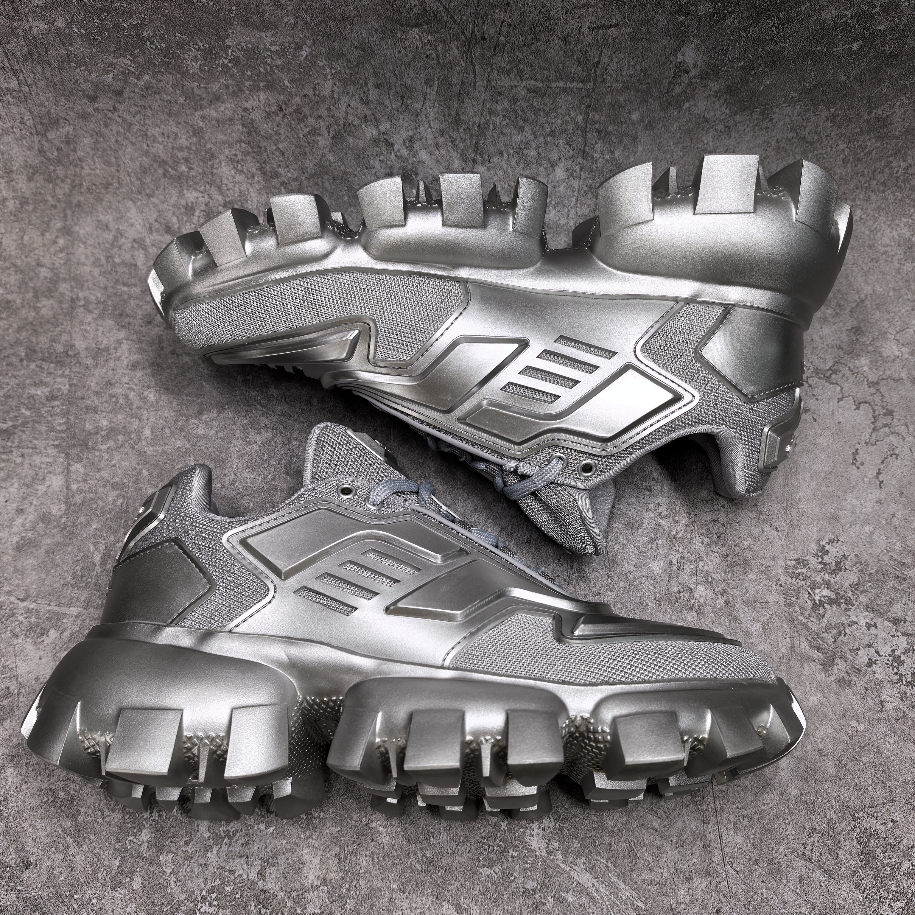ua Pra*a sneaker