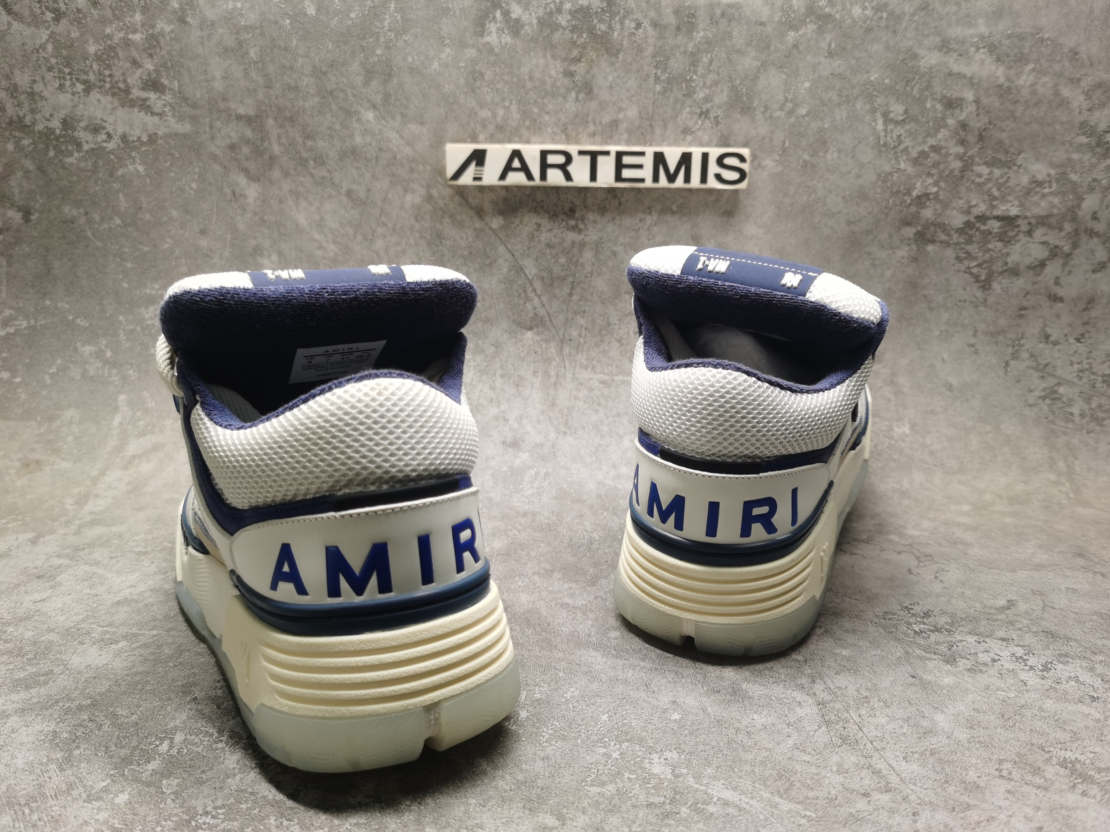 UA Amiri MA-1