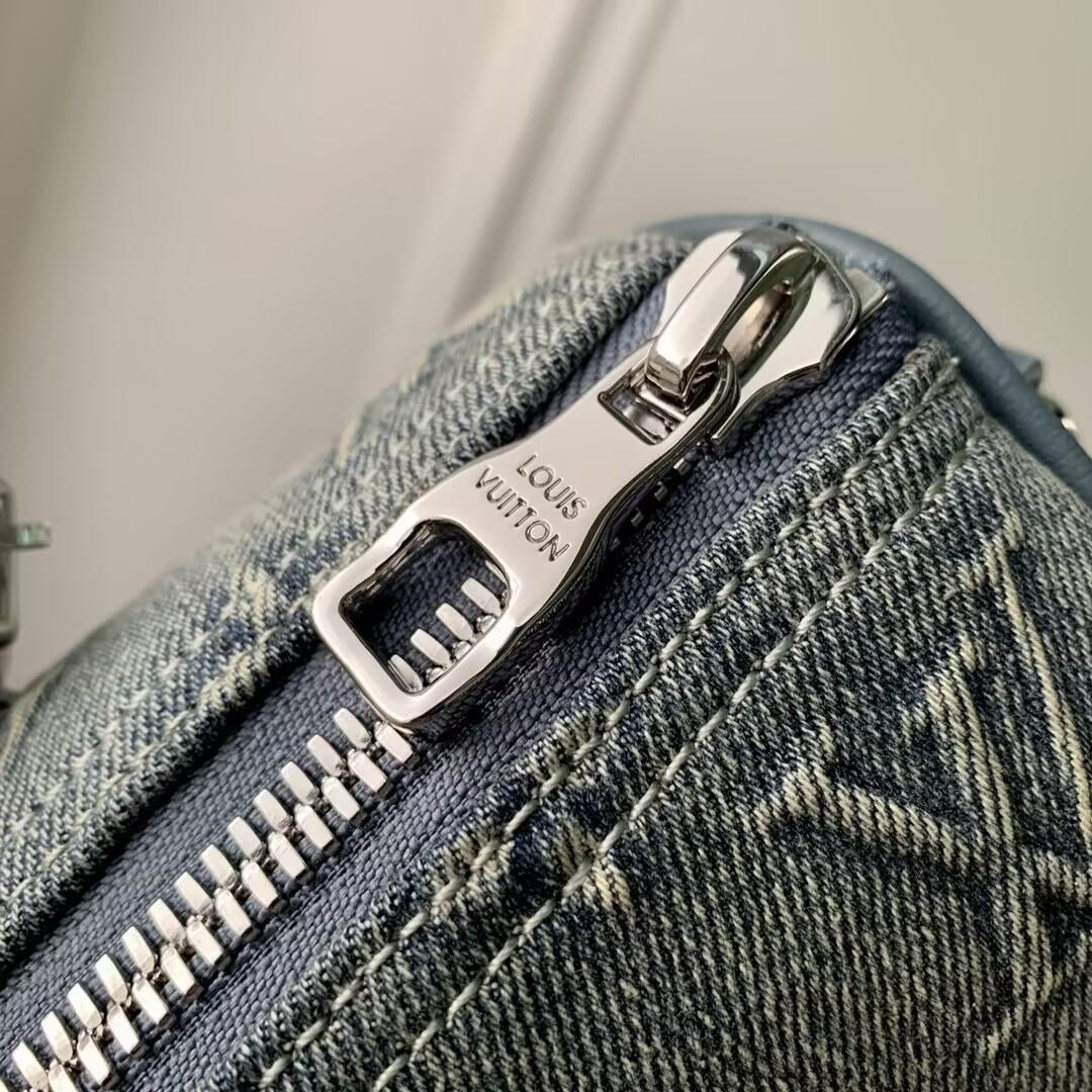 LV Keepall Bandoulière 25 M22762 25 x 15 x 11 cm