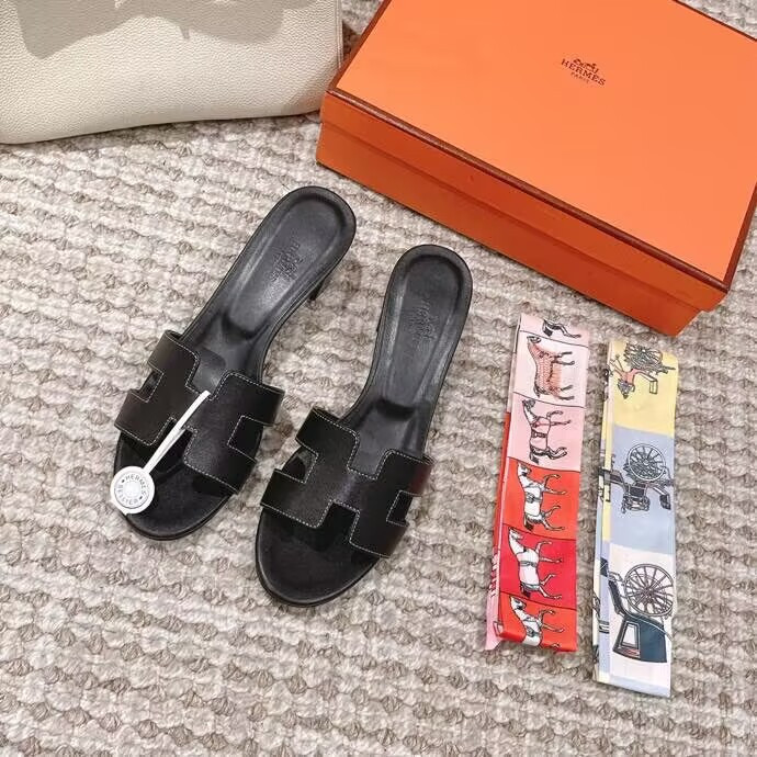 ua H**me5 oasis sandal