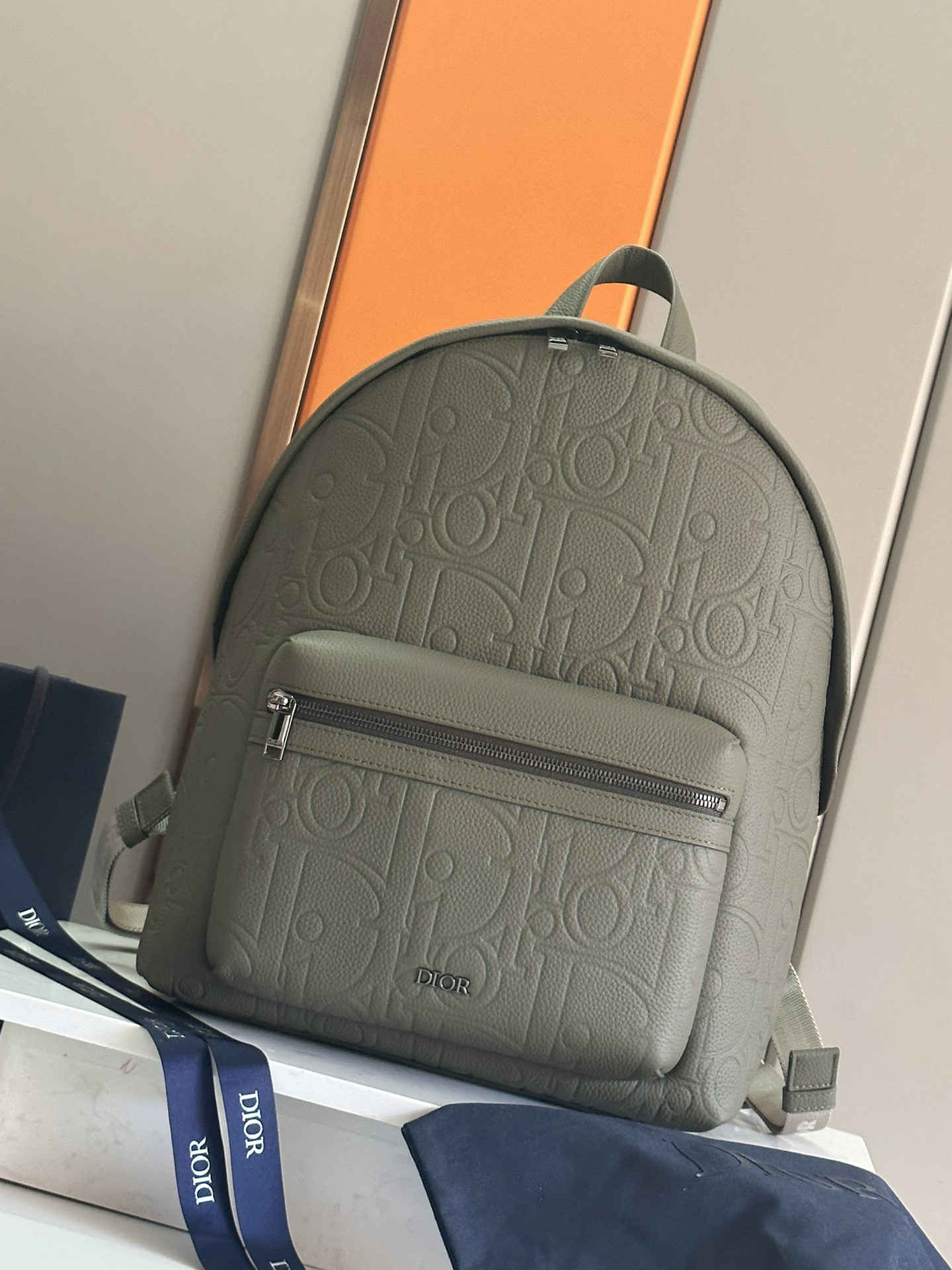 D*or rider 2.0 backpack  khaki D*or gravity leather and khaki grained calfskin 31 x 40 x 18 cm