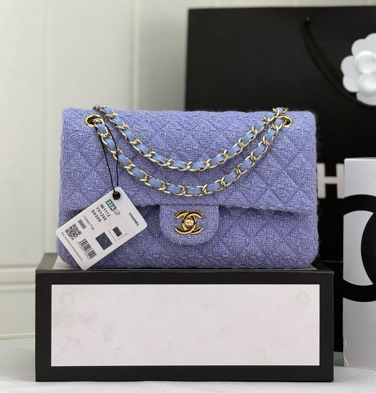 Ch*el mini classic 11.12 handbag 25 15.5 × 25.5 × 6.5 cm