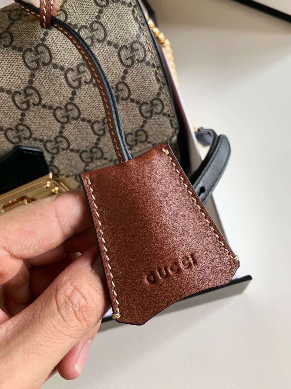 G*u*i small padlock 24cm