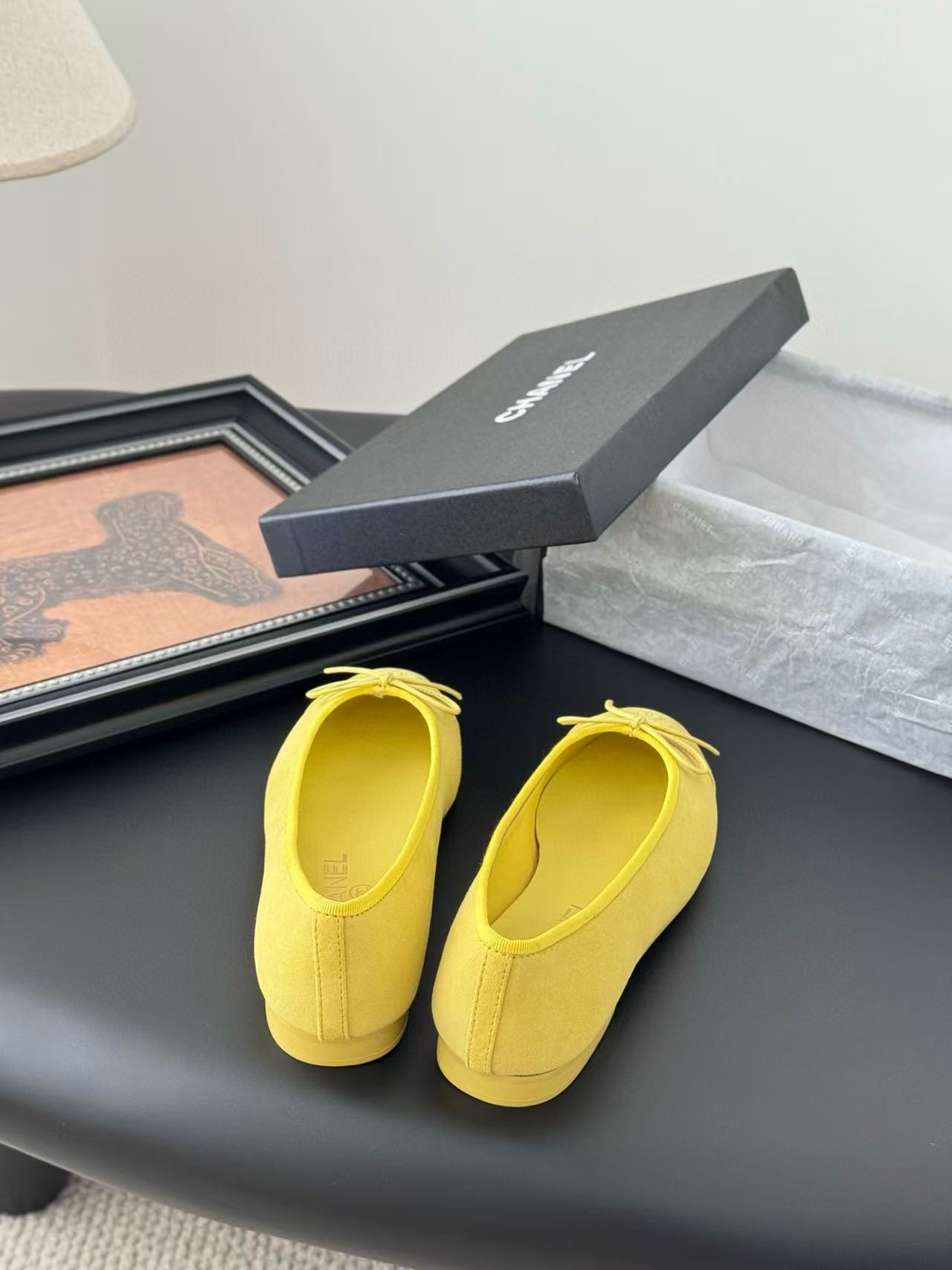 ua Ch*el ballet flats