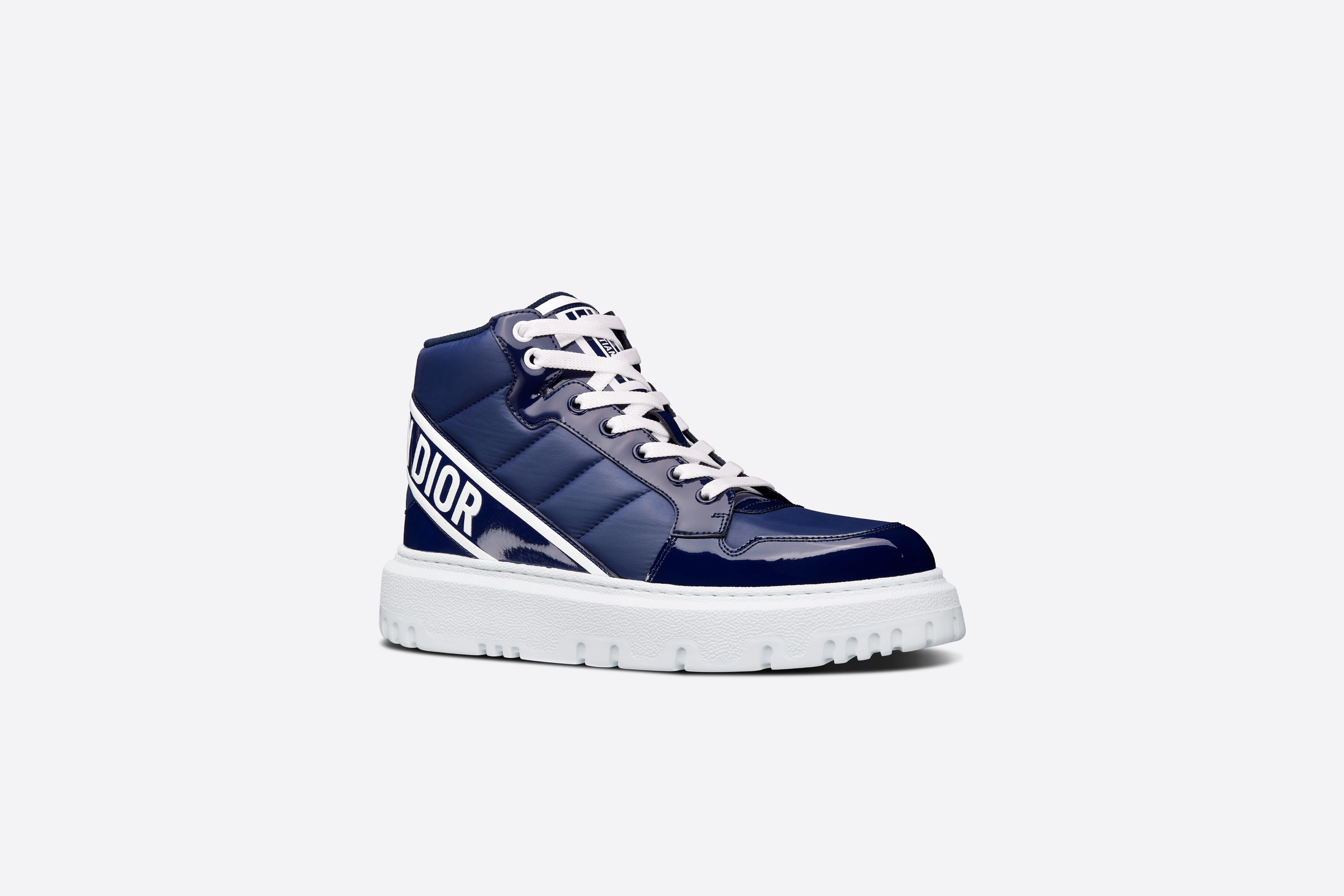 D*or d-player sneaker