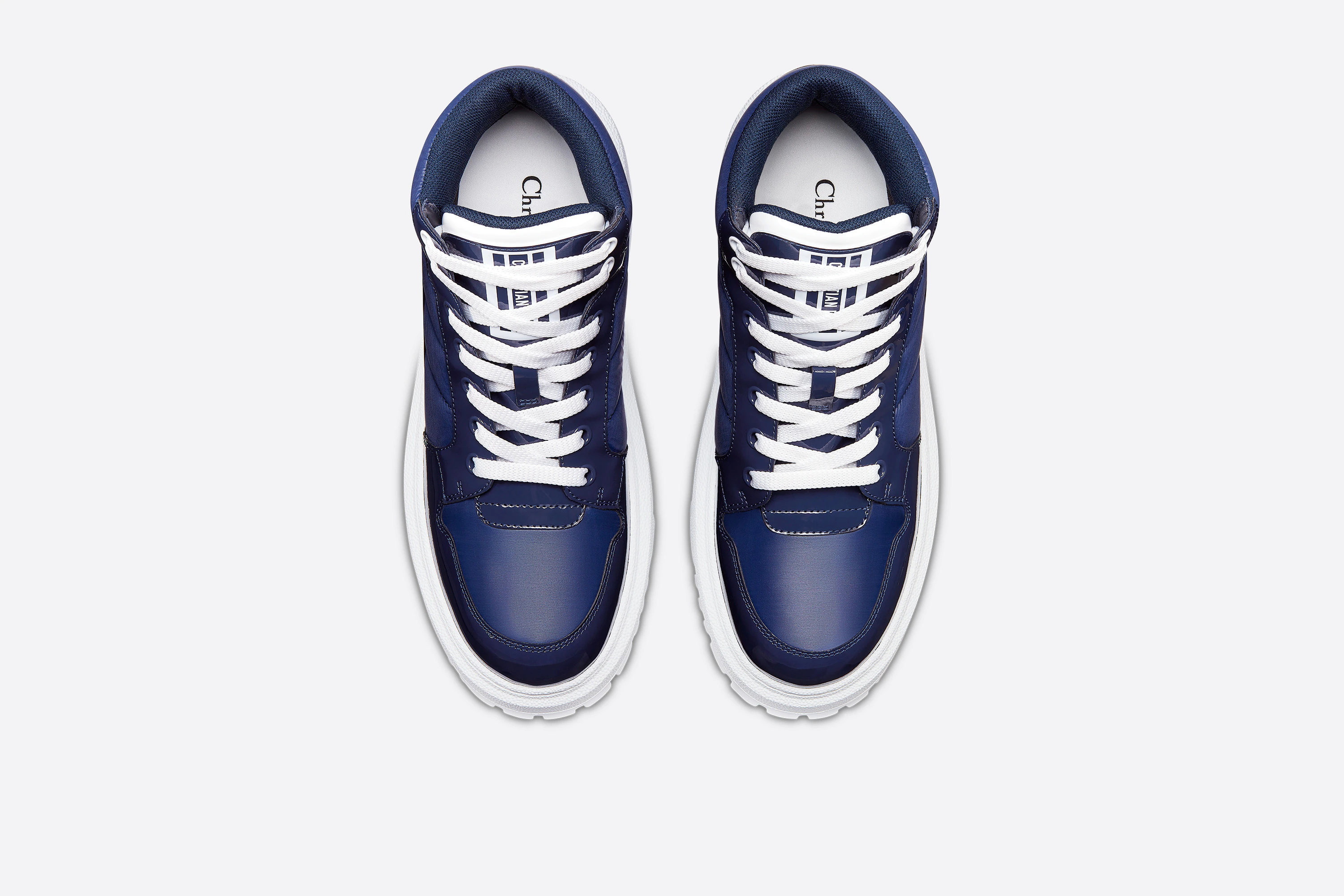 D*or d-player sneaker
