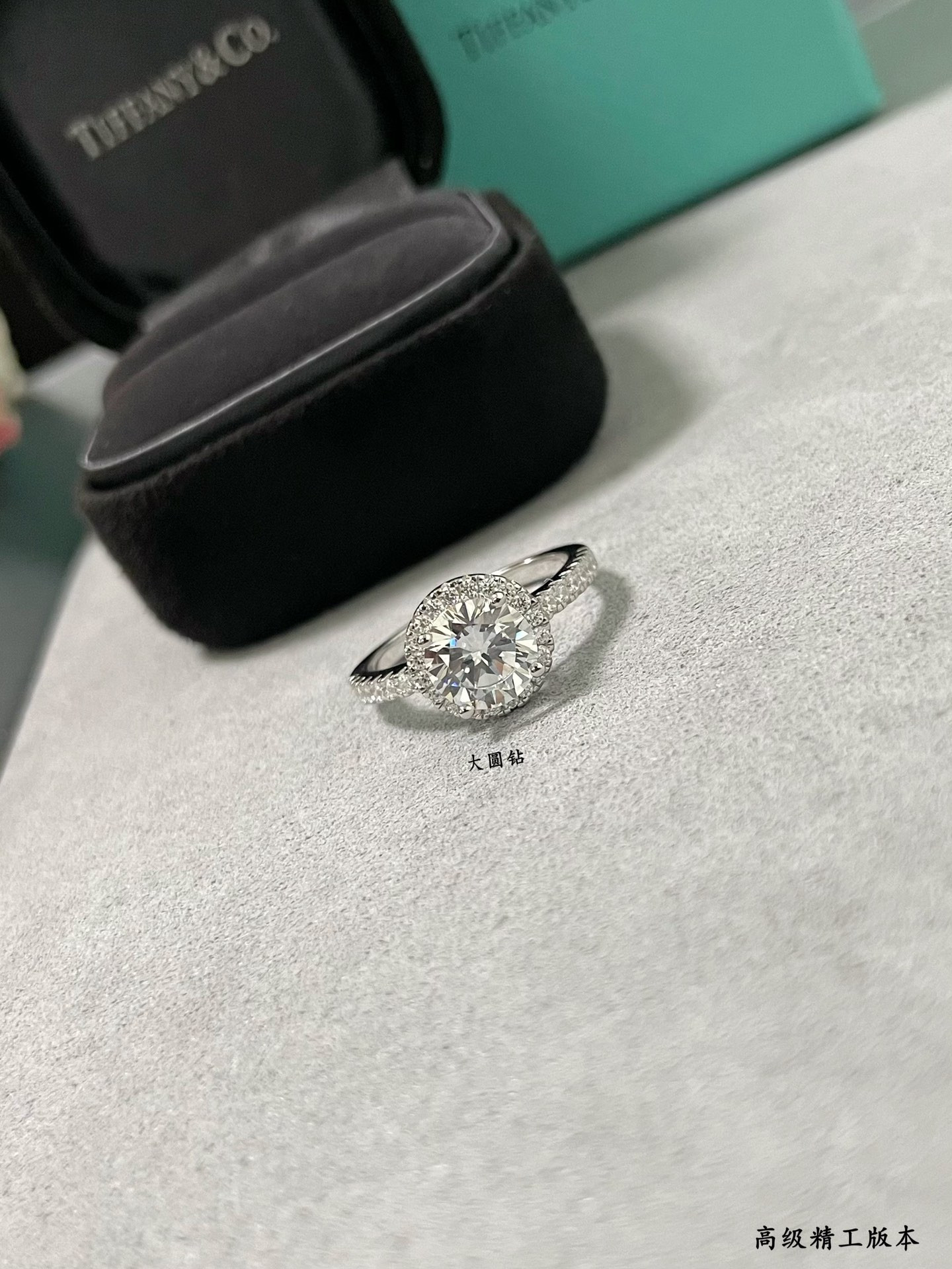 t*f*ny & co. solitaire round brilliant Di*m*nd ring ag925