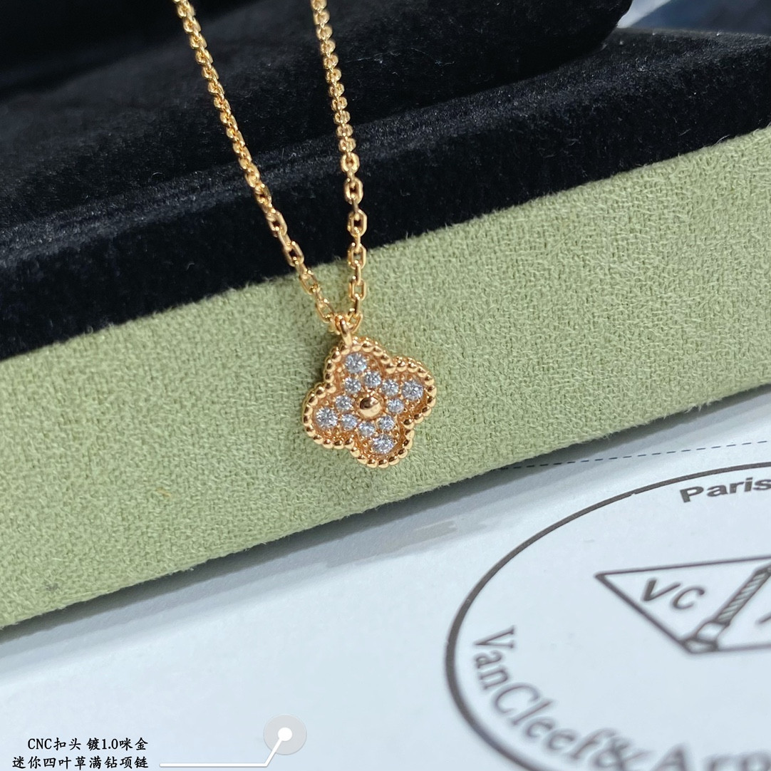 v*n cl*f & arpels mini Di*m*nd four-leaf clover necklace diameter approx 1.0cm,chain length approx 40+5cm