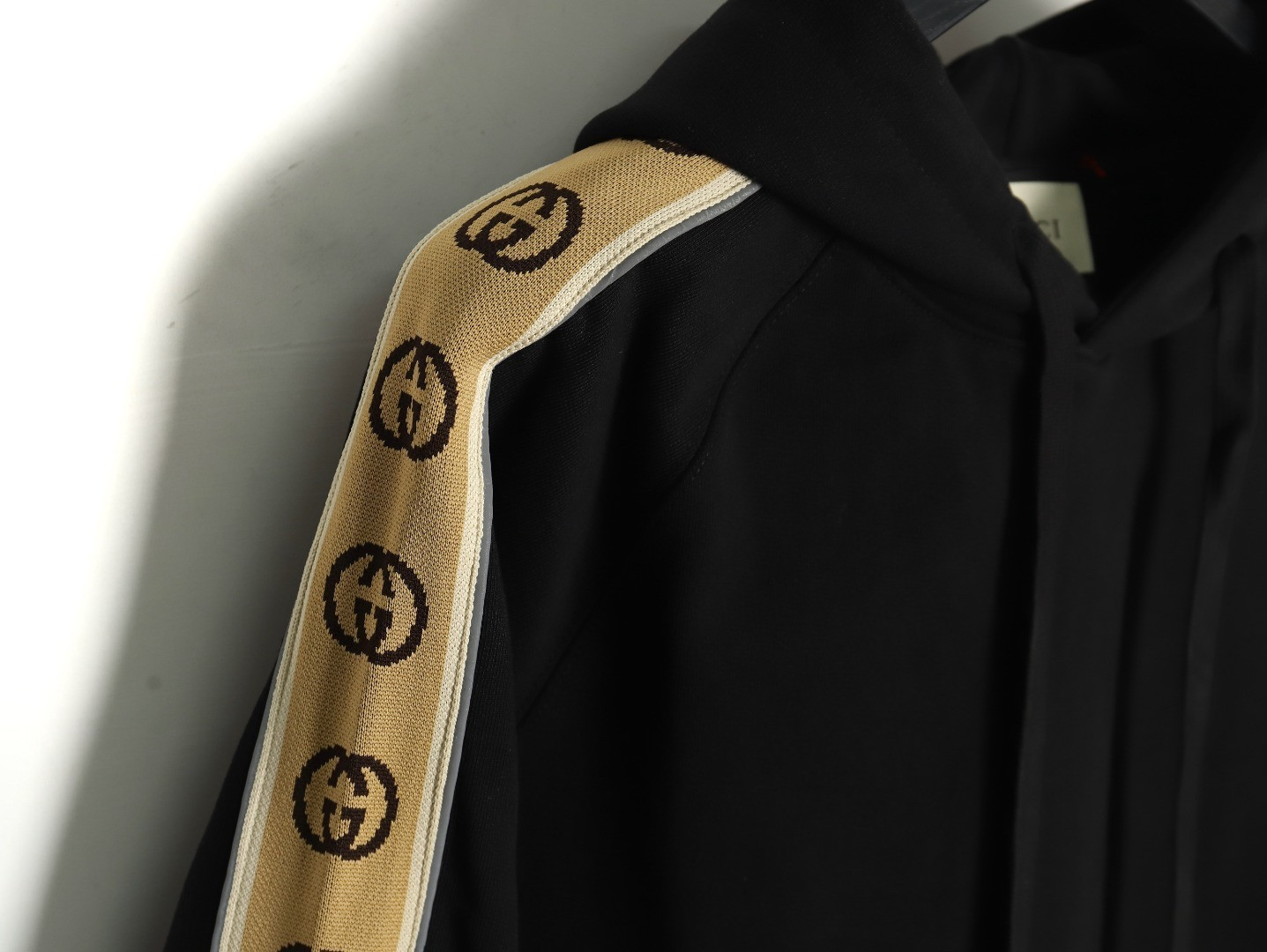 G*u*i guc hoodies