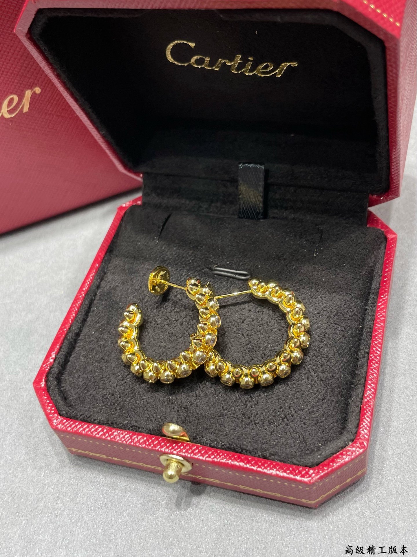 ca*t*er Di*m*nd bullet earrings